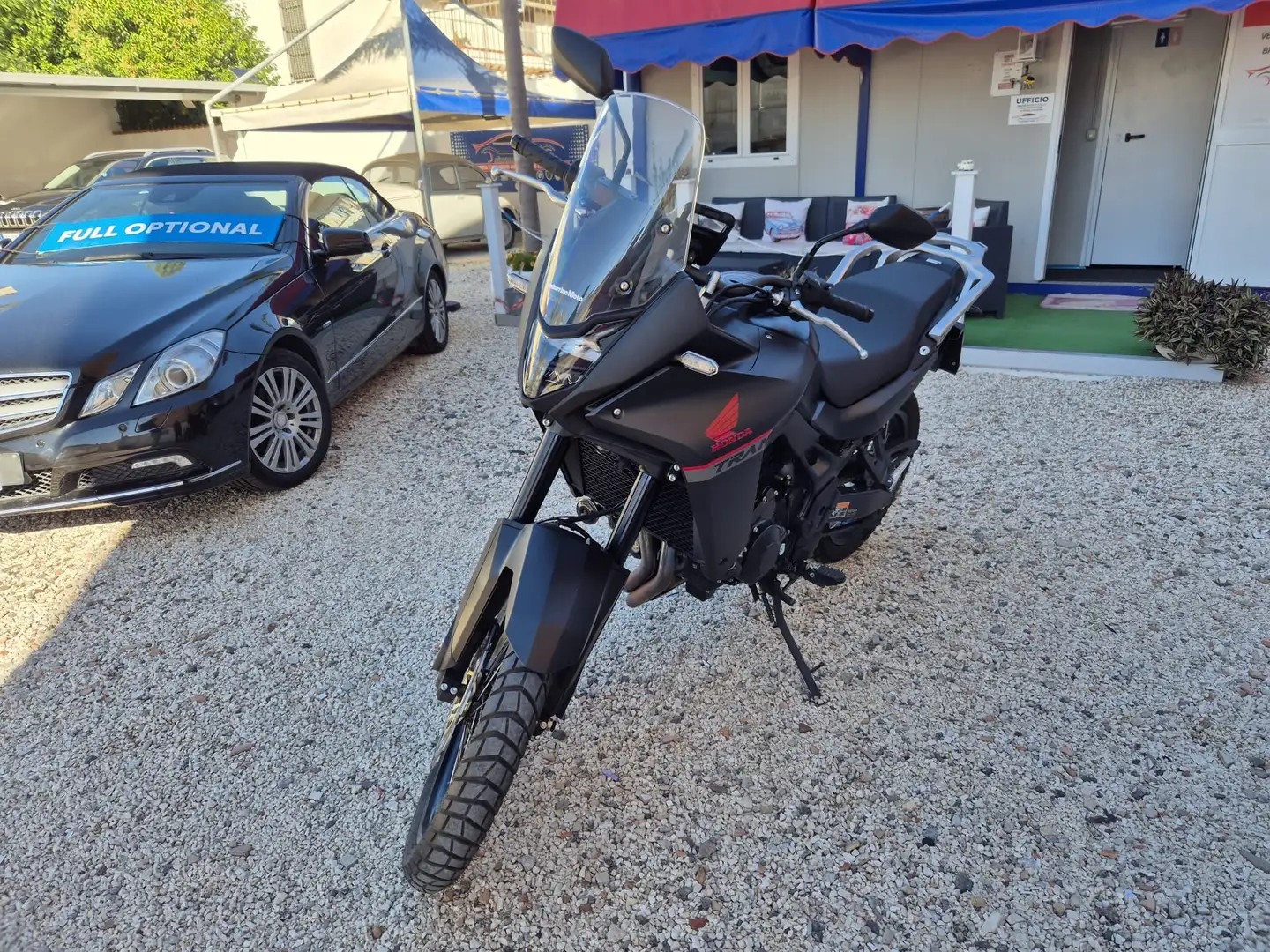Honda Transalp XL750 - 1