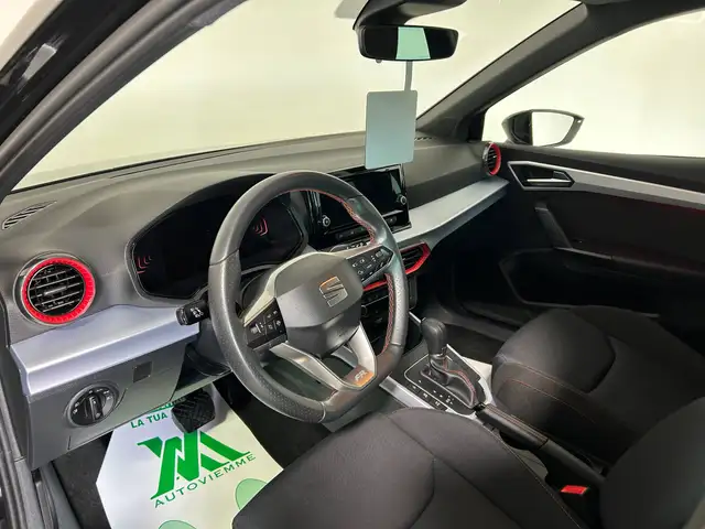 SEAT Arona view 8