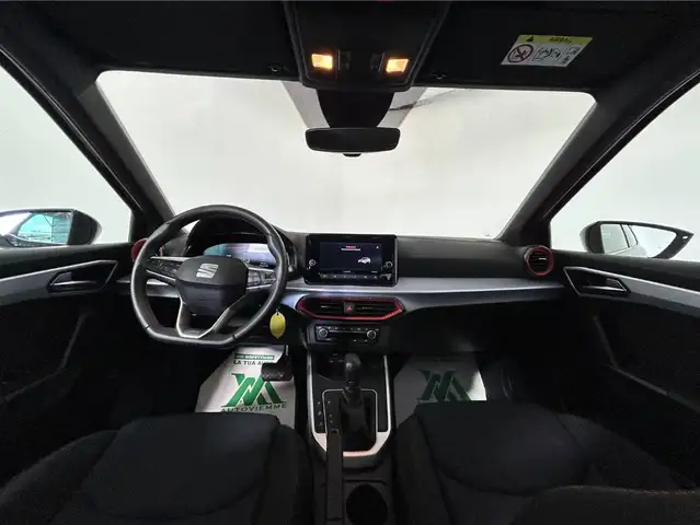 SEAT Arona view 13