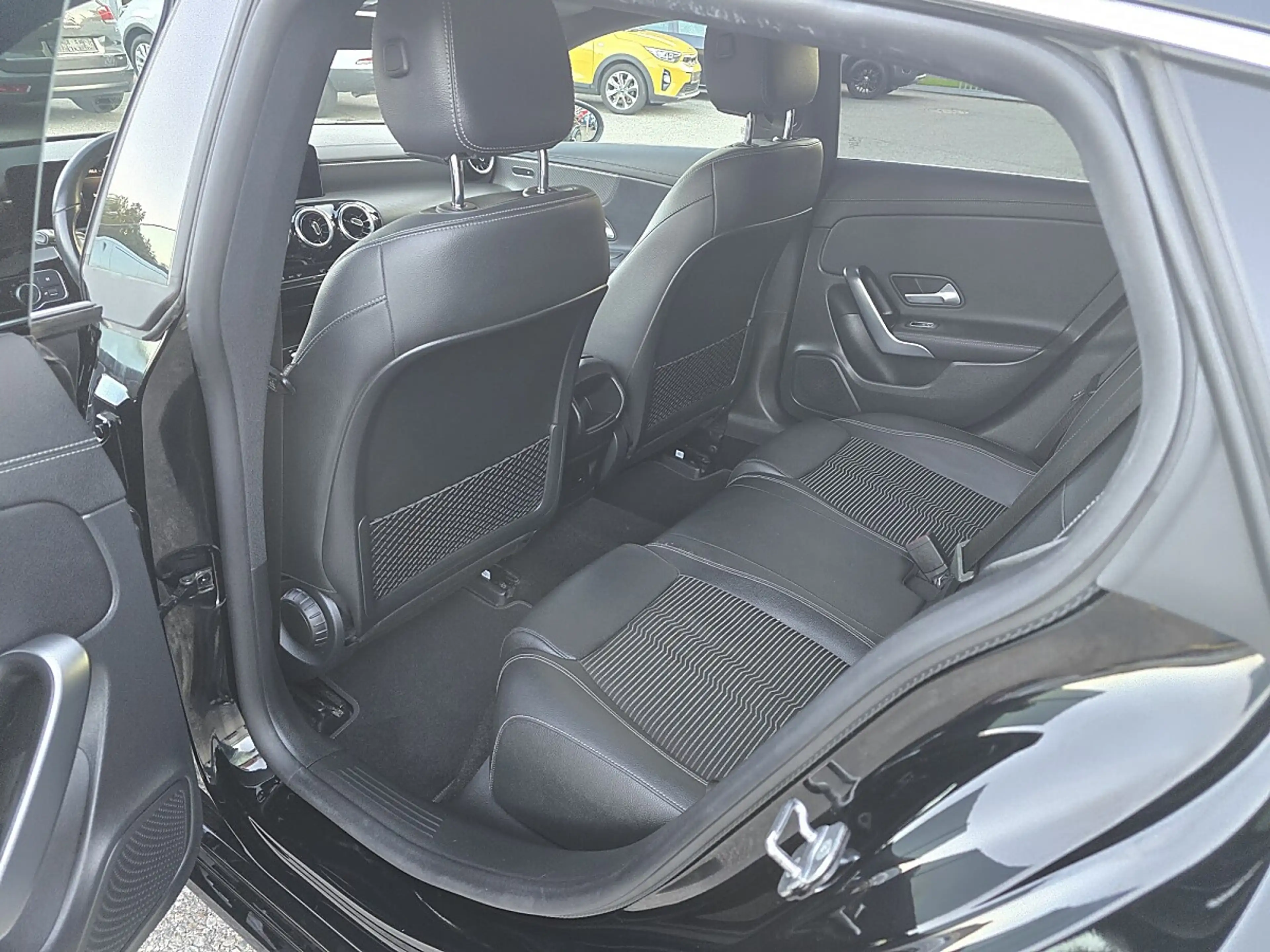 Mercedes-Benz CLA 200 d d SB Progressive (EURO 6d) — photo 15