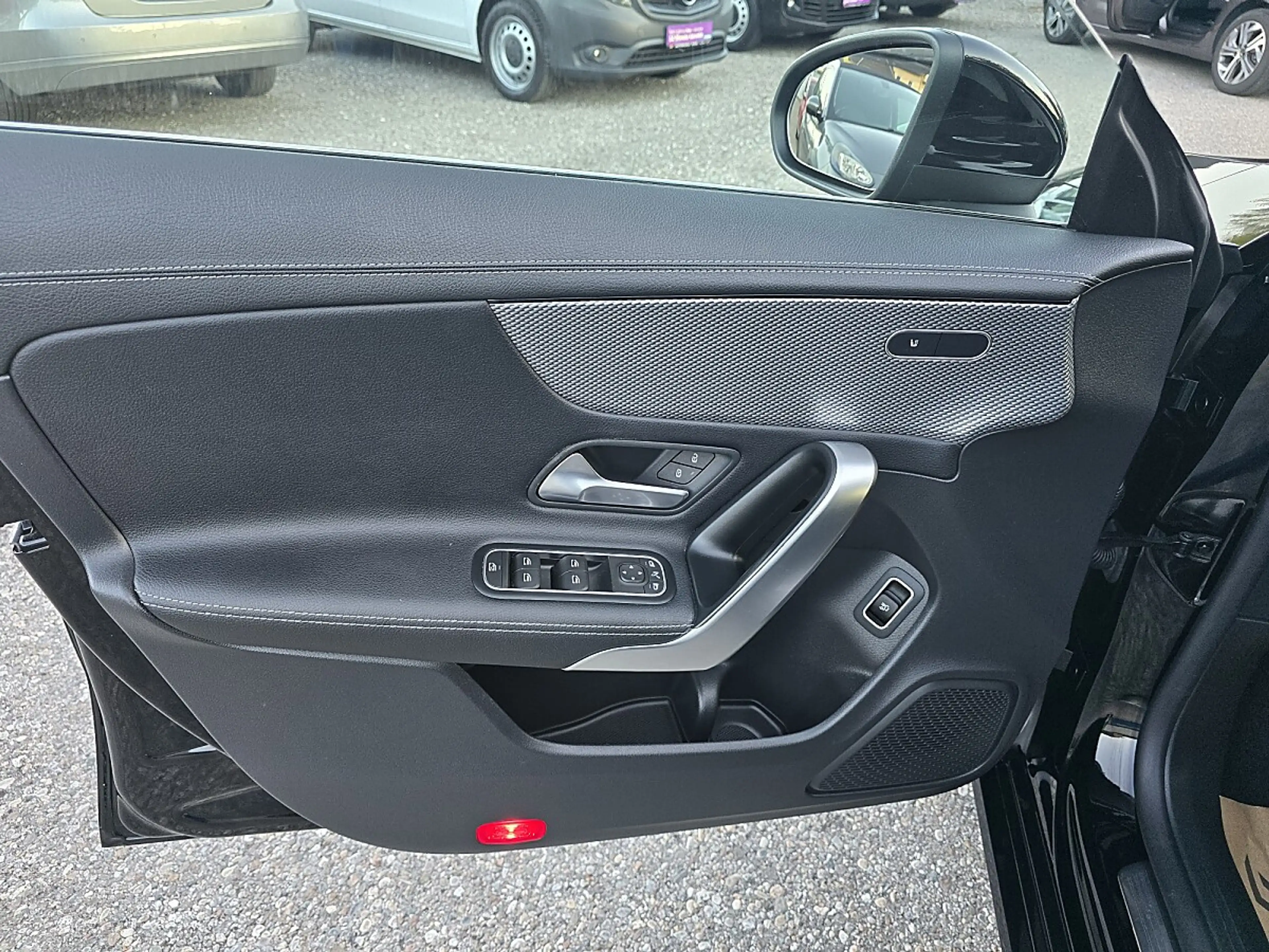 Mercedes-Benz CLA 200 d d SB Progressive (EURO 6d) — photo 10