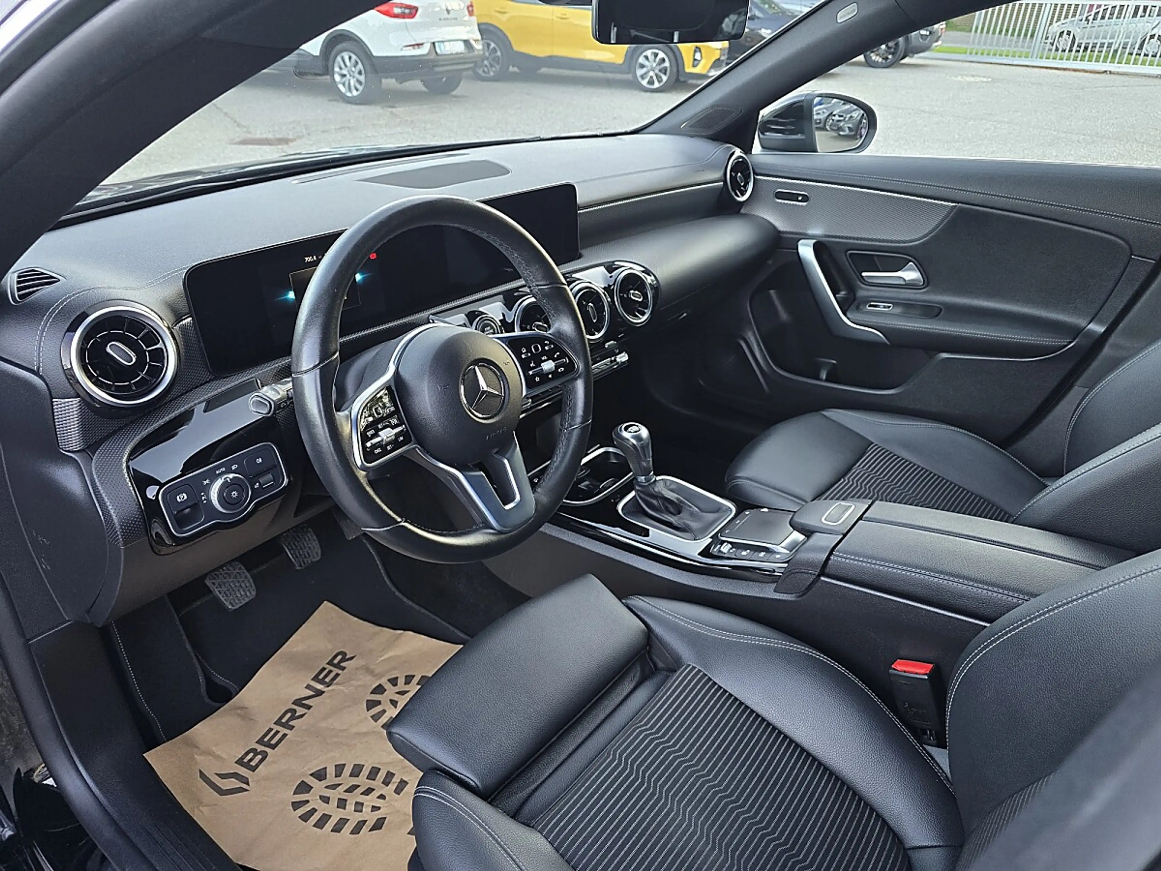 Mercedes-Benz CLA 200 d d SB Progressive (EURO 6d) — photo 11
