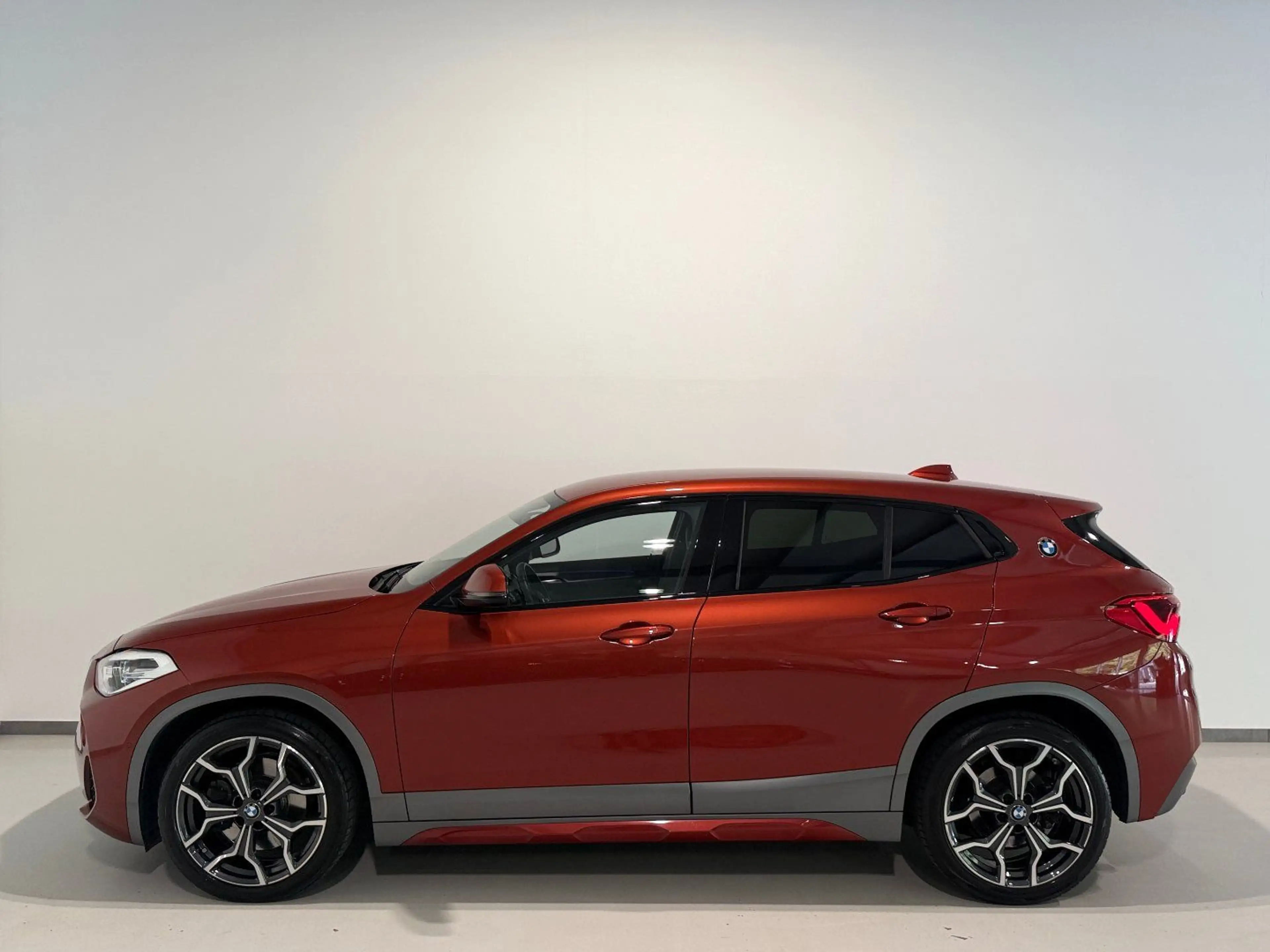BMW X2 xDrive20D M-Sport/NaviPLUS/HEAD-UP/KEYLESS/Kamera — photo 5