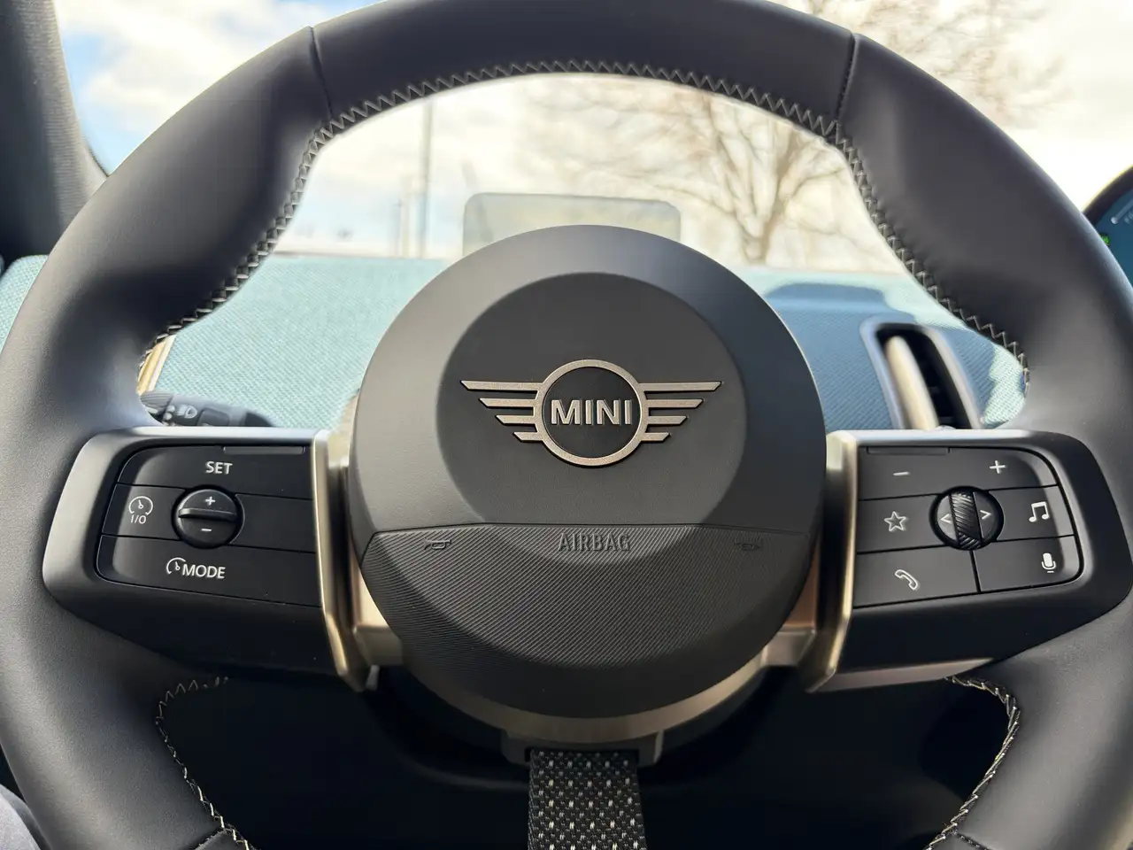 MINI Countryman снимка MINI Countryman