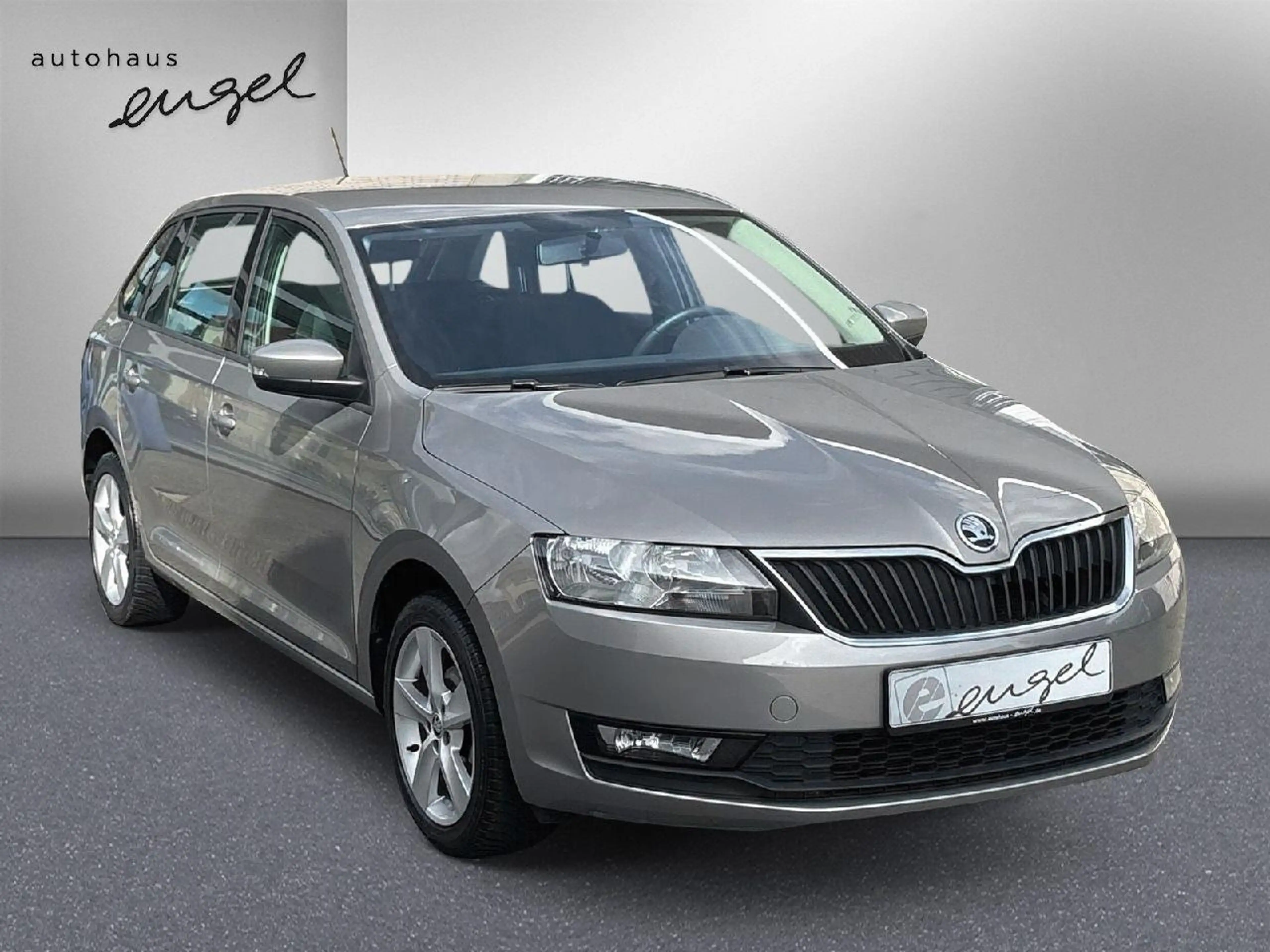 Skoda Rapid/Spaceback Cool Edition,KLIMAANLAGE,DAB,USB,ALU,GARANTIE — photo 3