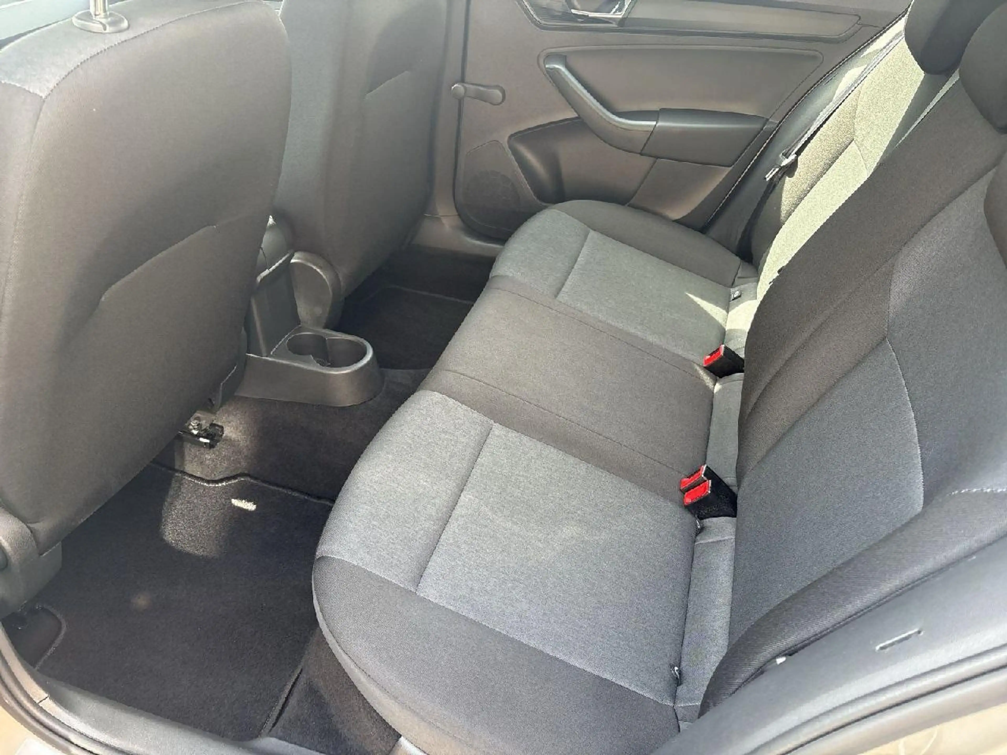 Skoda Rapid/Spaceback Cool Edition,KLIMAANLAGE,DAB,USB,ALU,GARANTIE — photo 15