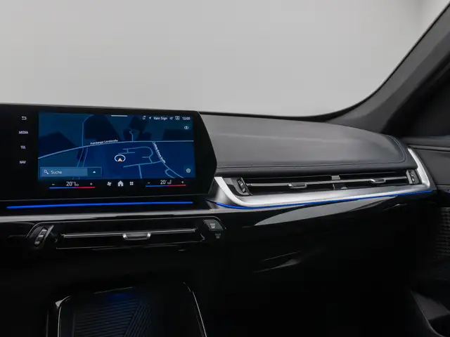 BMW Ix1 view 21