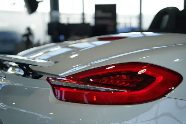 Porsche Boxster view 12
