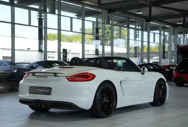 Porsche Boxster view 7