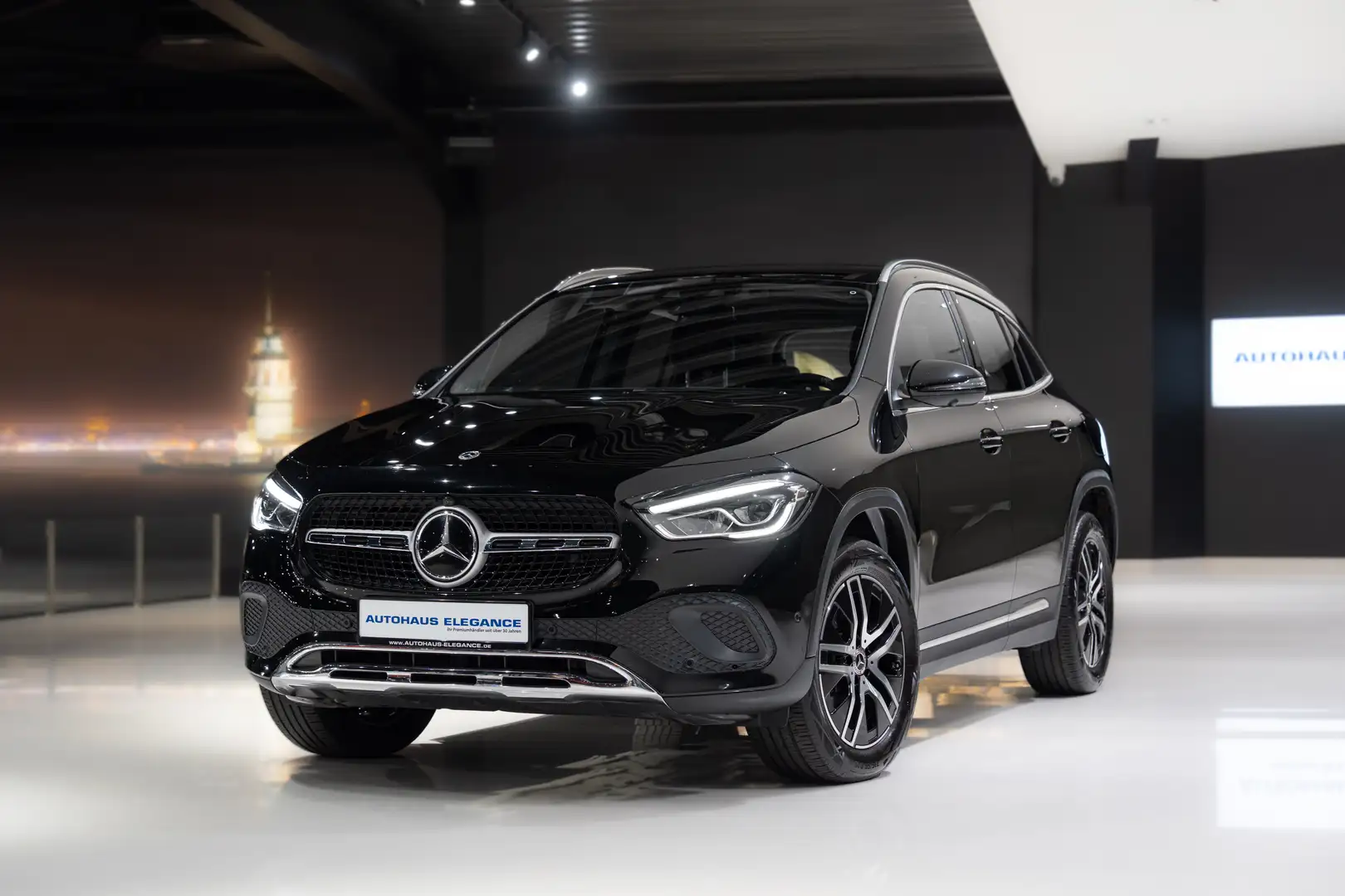 Mercedes-Benz GLA 250 *BUSINESS*HIGH-LED*360°*DCT*PROGRESSIVE* Noir - 1