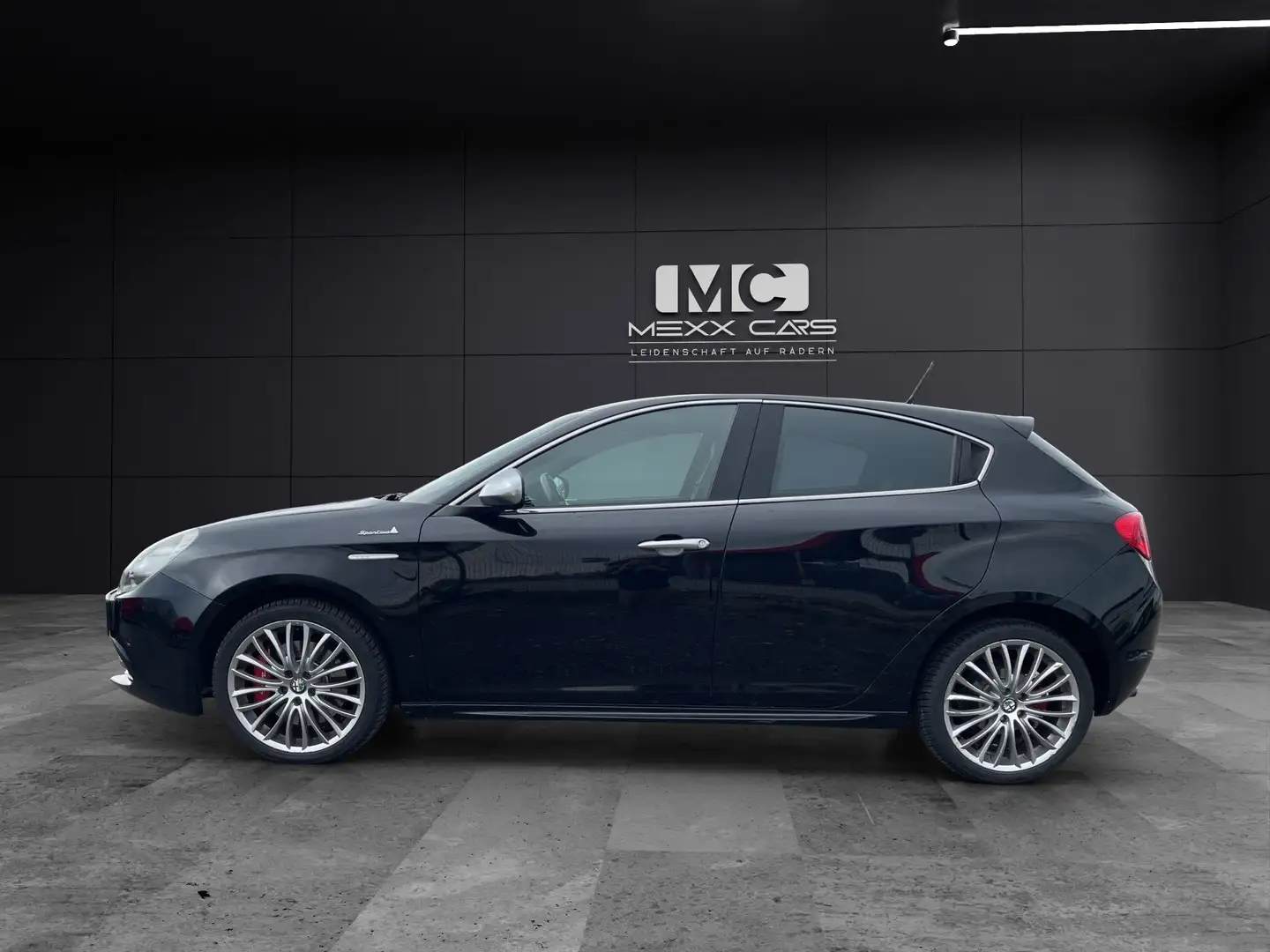 Alfa Romeo Giulietta 1,4 TB Distinctive Leidenschaft auf vier Rädern Schwarz - 2