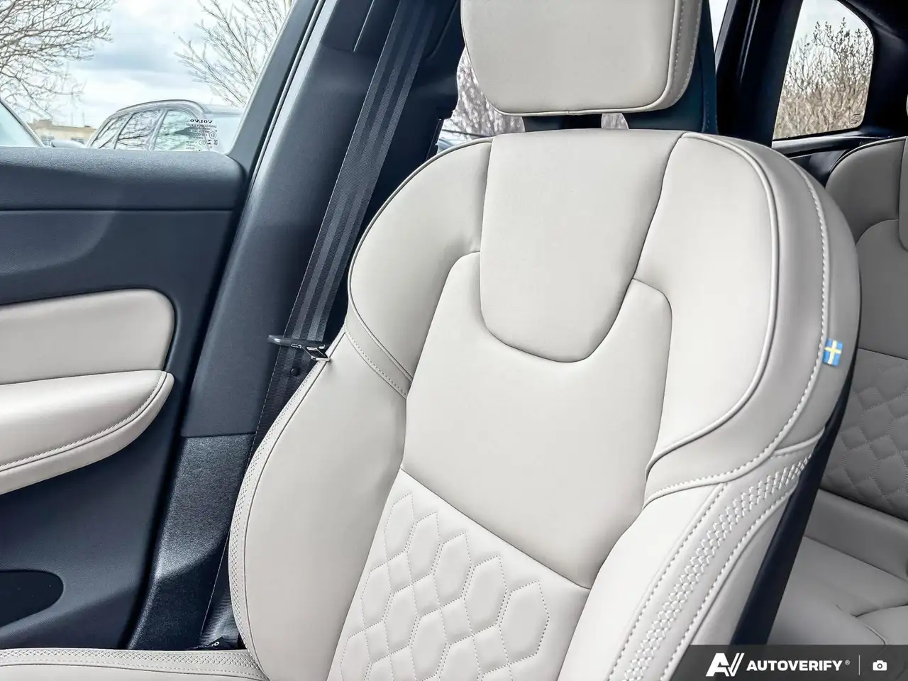 Volvo XC60 снимка Volvo XC60