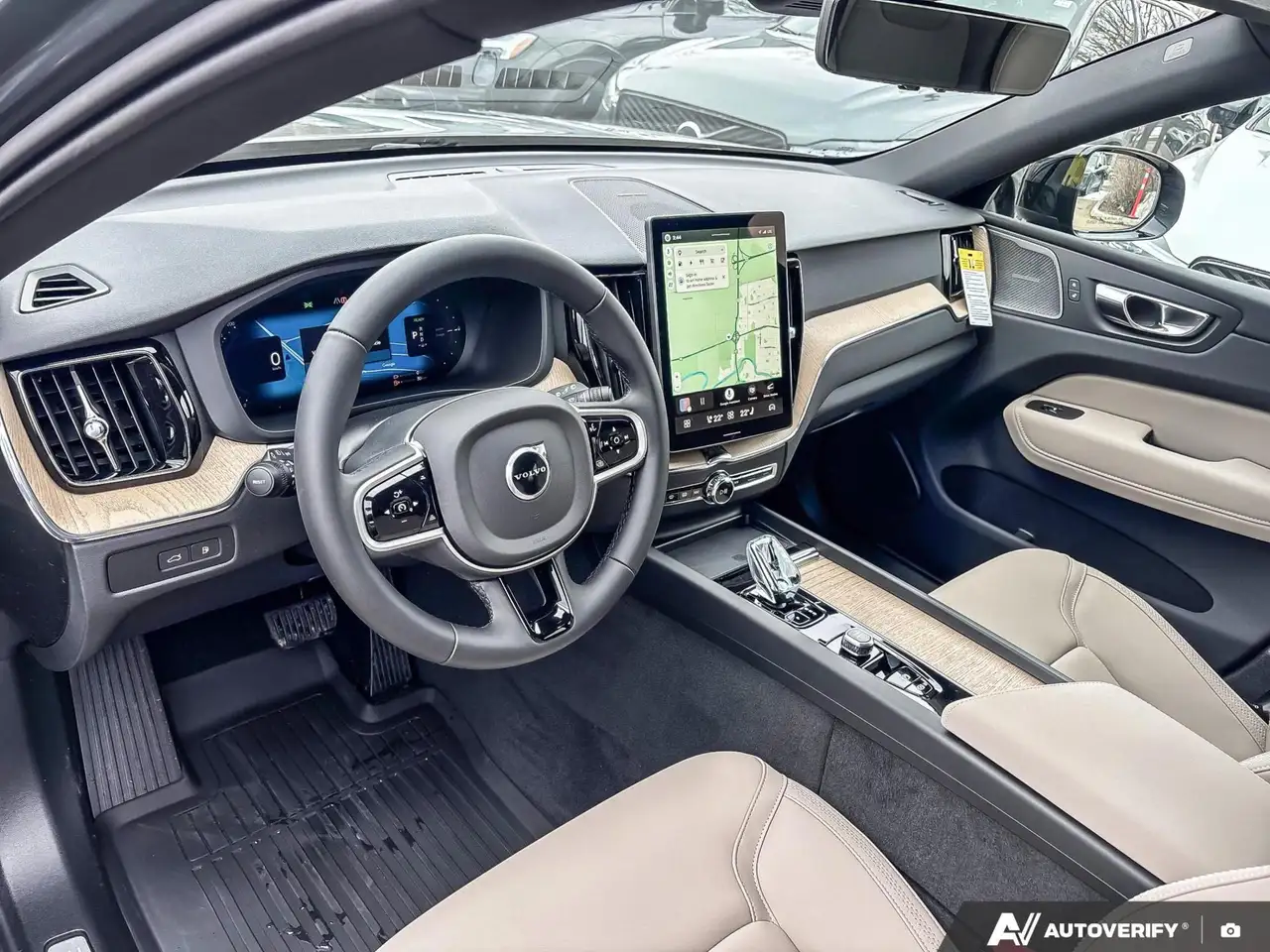 Volvo XC60 снимка Volvo XC60