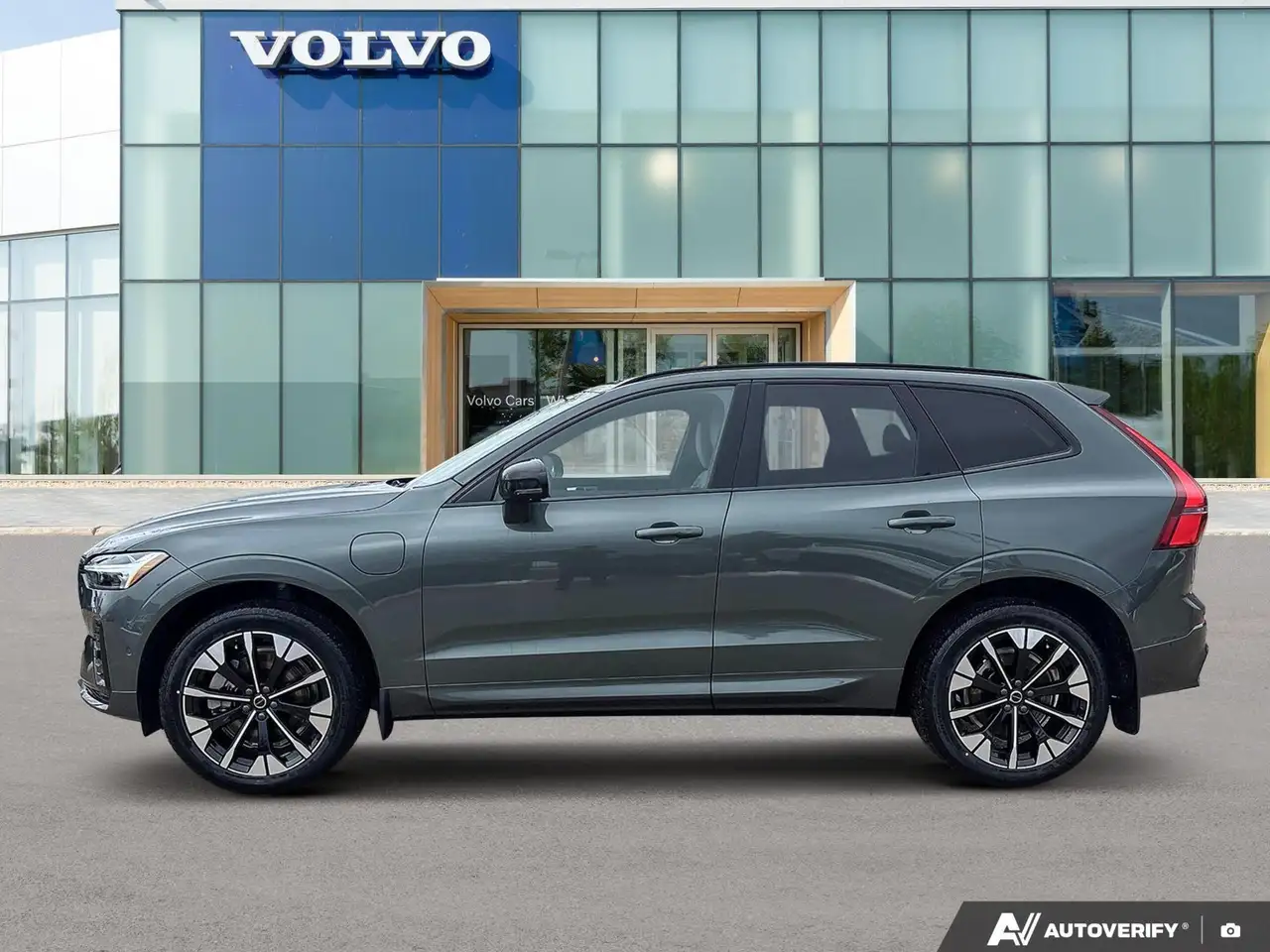 Volvo XC60 снимка Volvo XC60