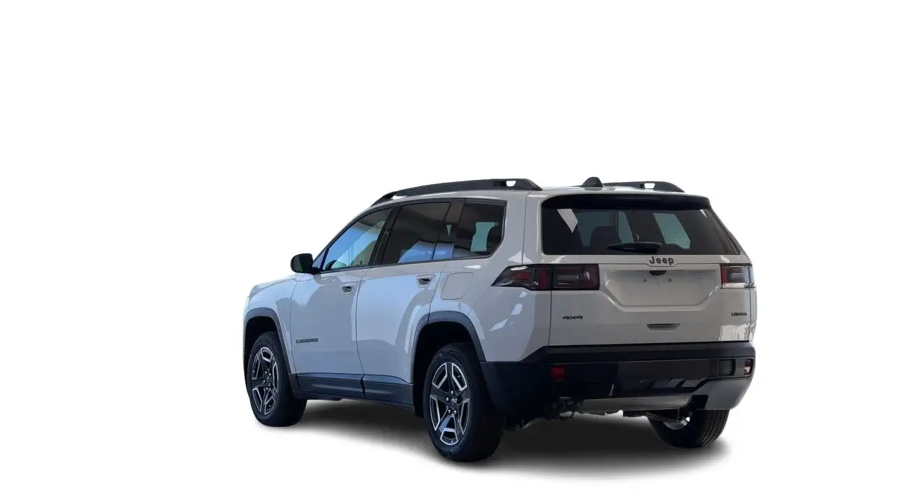 Jeep Cherokee снимка Jeep Cherokee