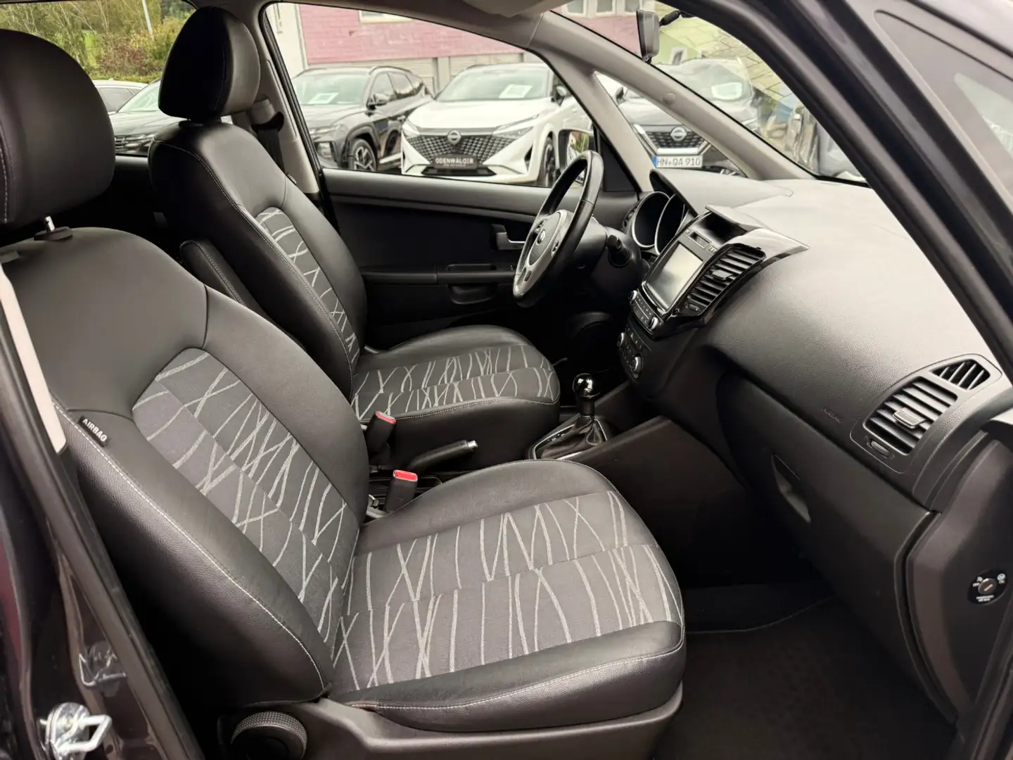 Kia Venga 1.6 CVVT Dream Team Autom. Rückfahrkamera Grau - 2
