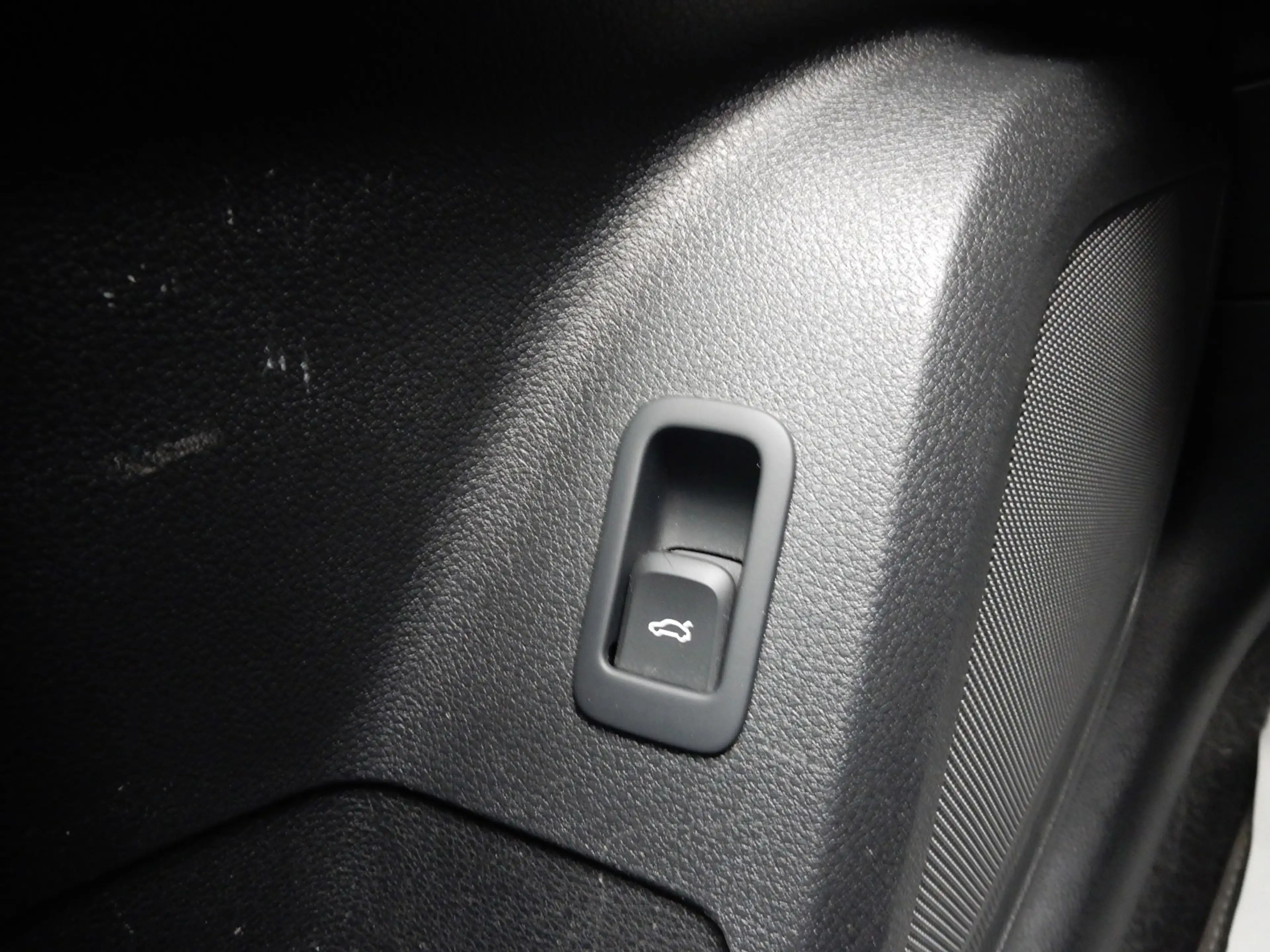 Audi Q2 35 TFSI S EDITION*LED*LEDER*NAVI*CR CONTR* — photo 14