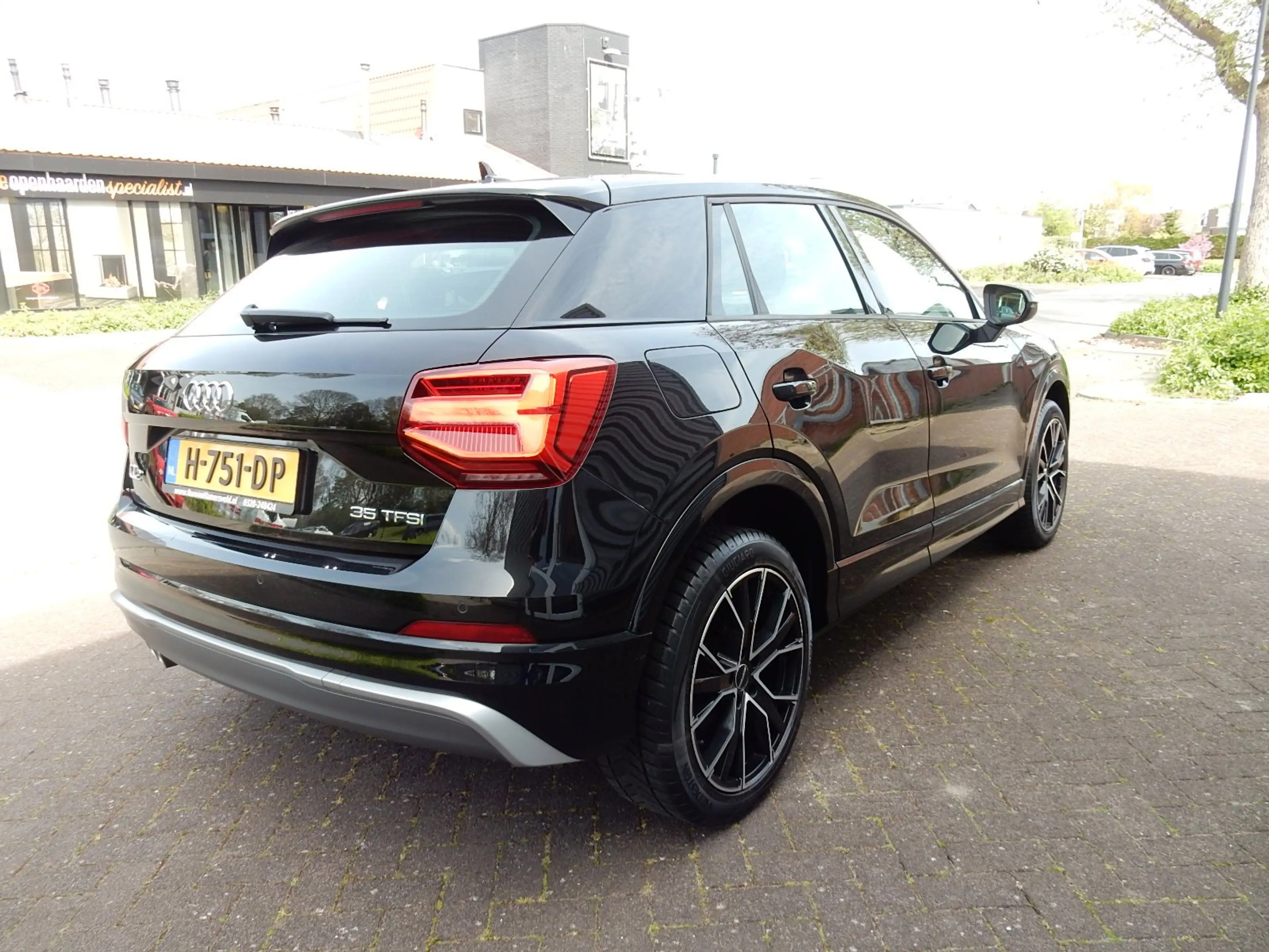 Audi Q2 35 TFSI S EDITION*LED*LEDER*NAVI*CR CONTR* — photo 4