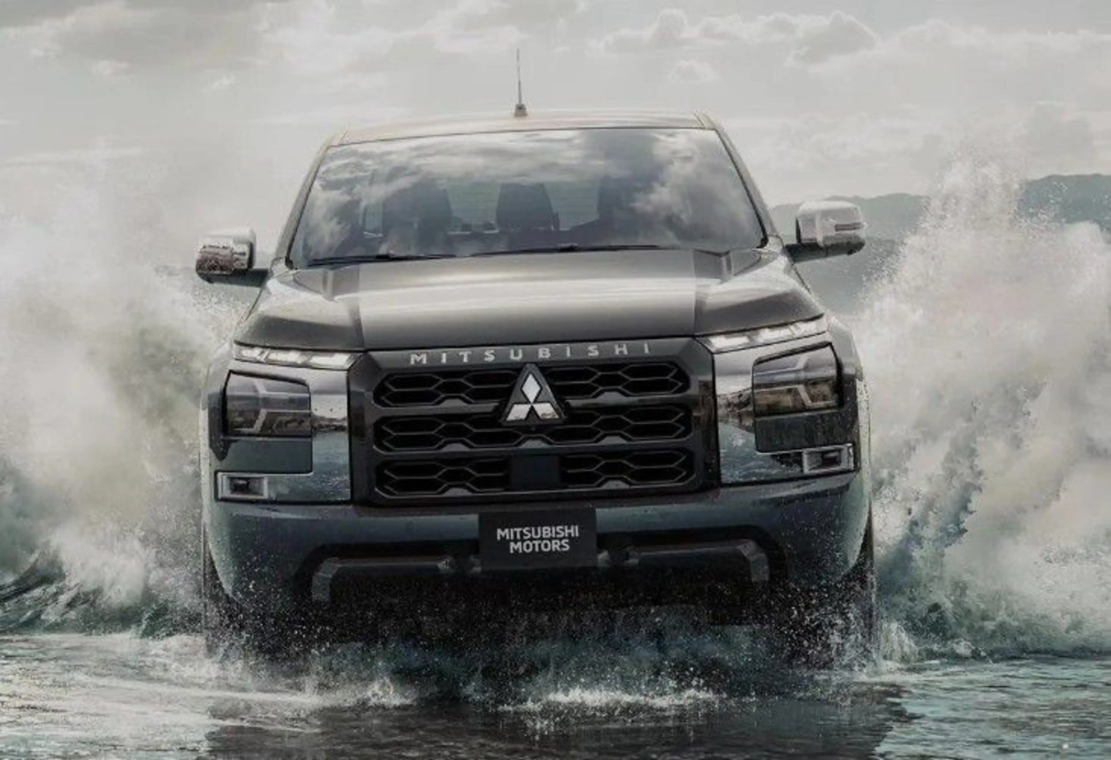 Mitsubishi L200 2.4 Bi Turbo Diesel Doppelkabine TOP — photo 9