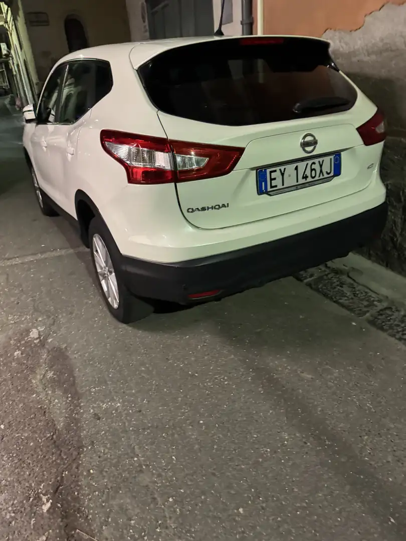 Nissan Qashqai 1.5 dci Tekna 110cv - 2