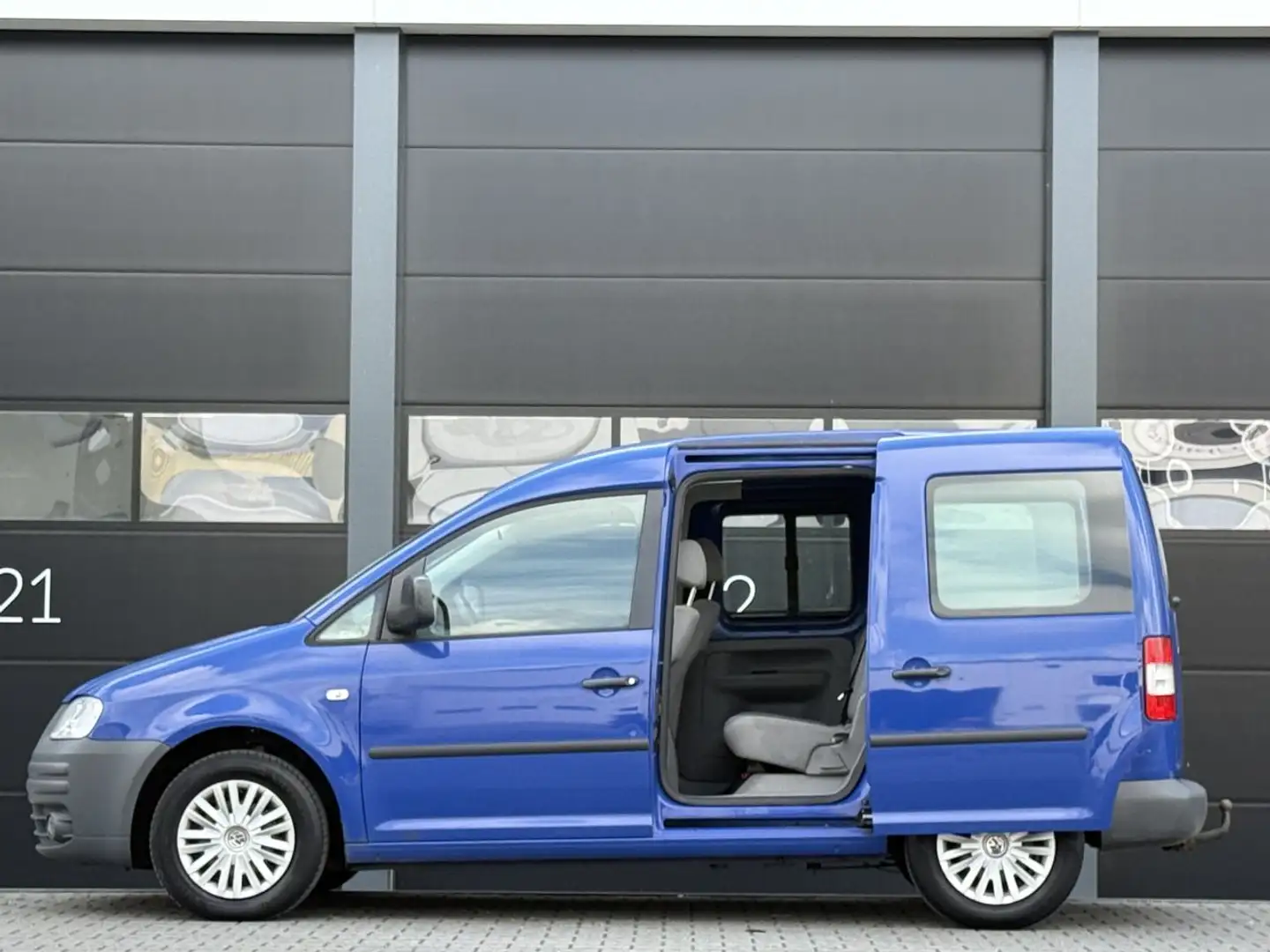 Volkswagen Caddy 1.9 TDI Optive Comfortb 5p Blauw - 2