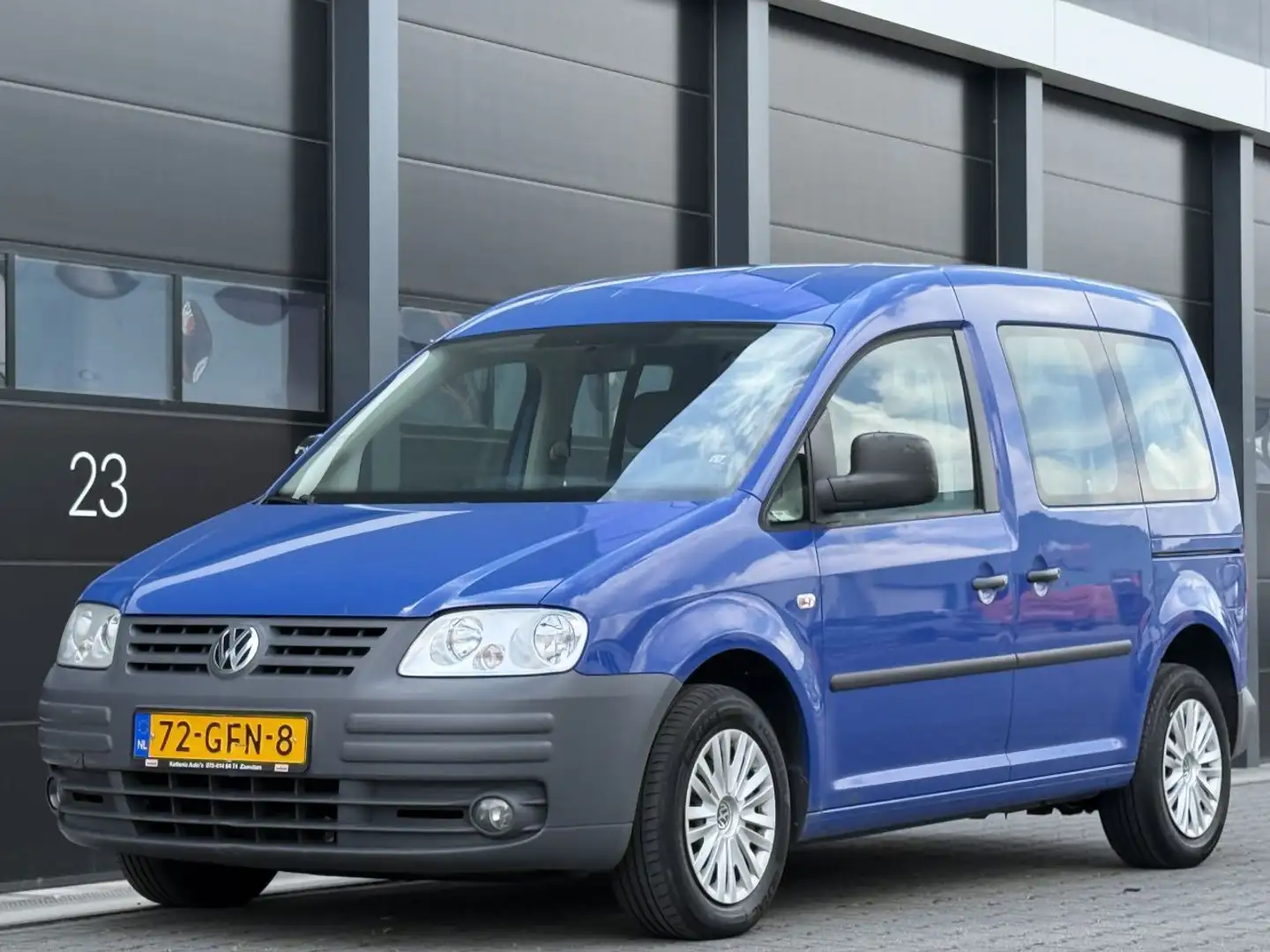Volkswagen Caddy 1.9 TDI Optive Comfortb 5p Blauw - 1