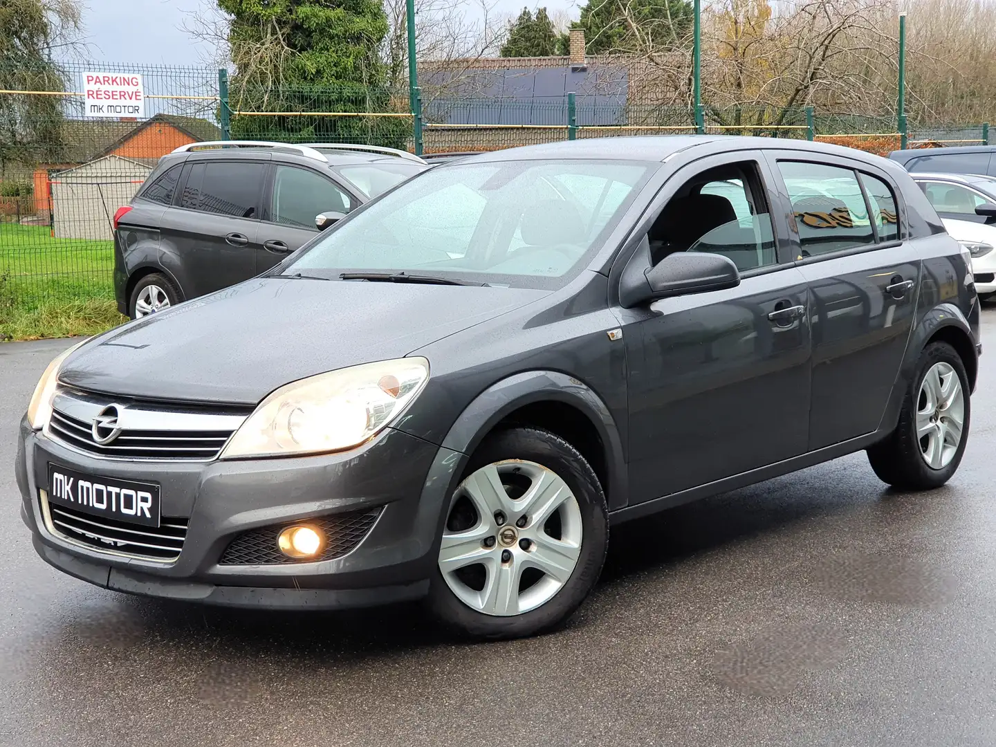 Opel Astra 🟢1.8 ESSENCE 140CV - BOITE AUTO - FULL CARNET Grau - 1