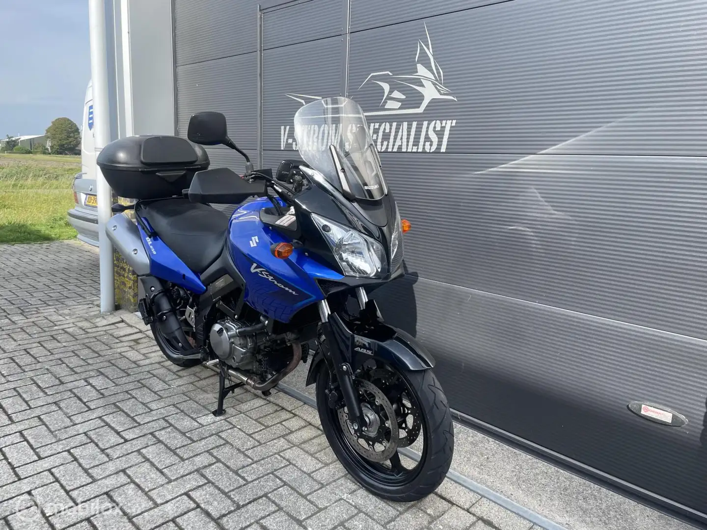 Suzuki V-Strom 650 DL T Blau - 2