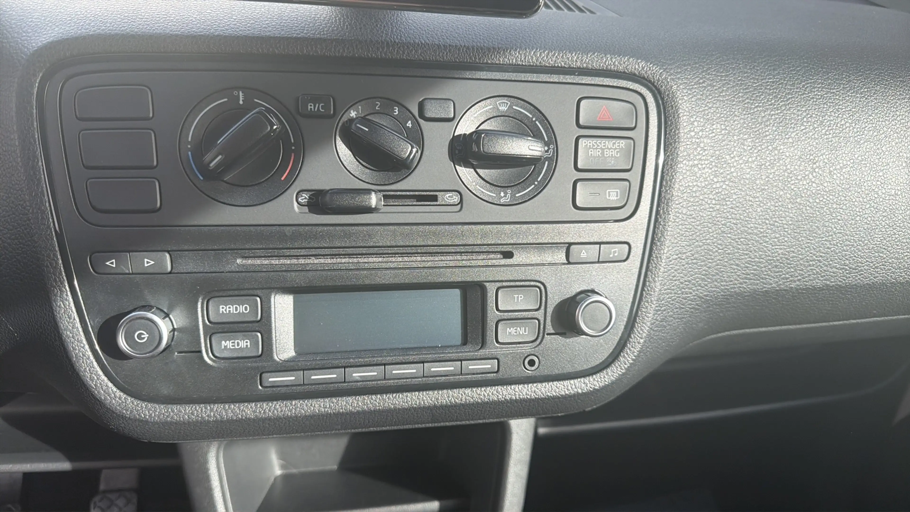 Skoda Citigo Active Klimaanlage Navigation — photo 11
