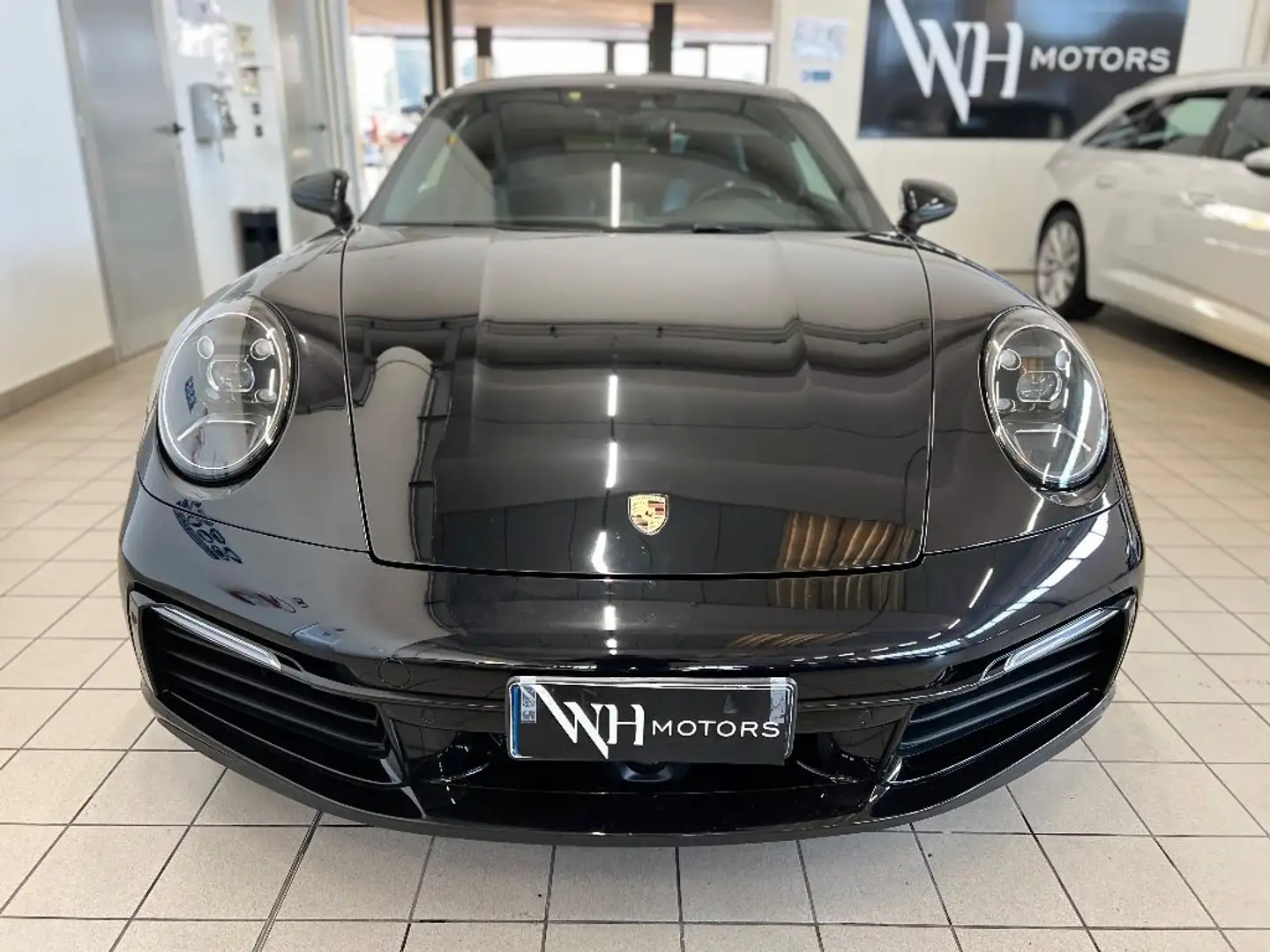 Porsche 911 Carrera 4 //TOTAL BLACK// Noir - 2