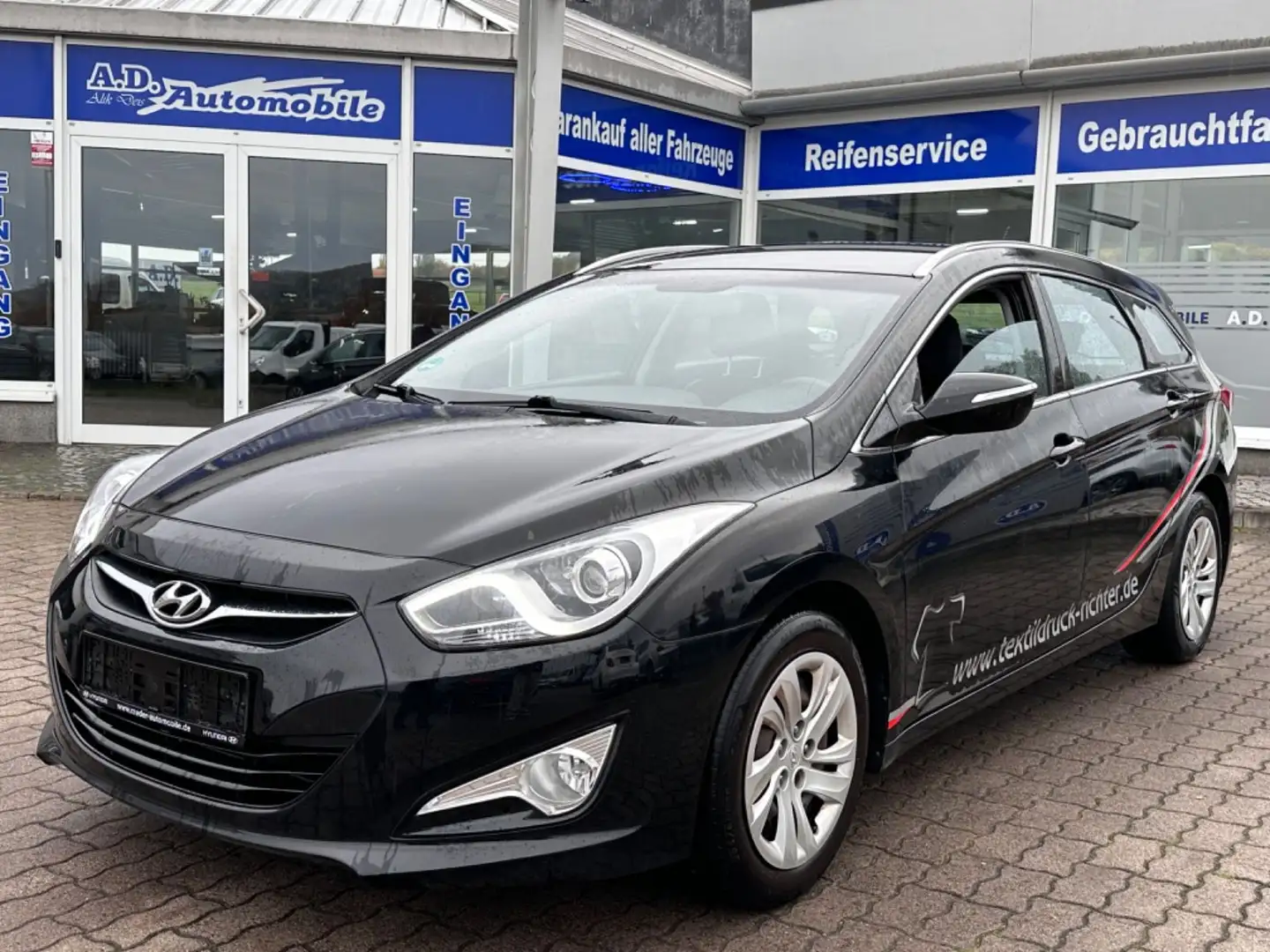 Hyundai i40 cw FIFA World Cup Edition Schwarz - 1