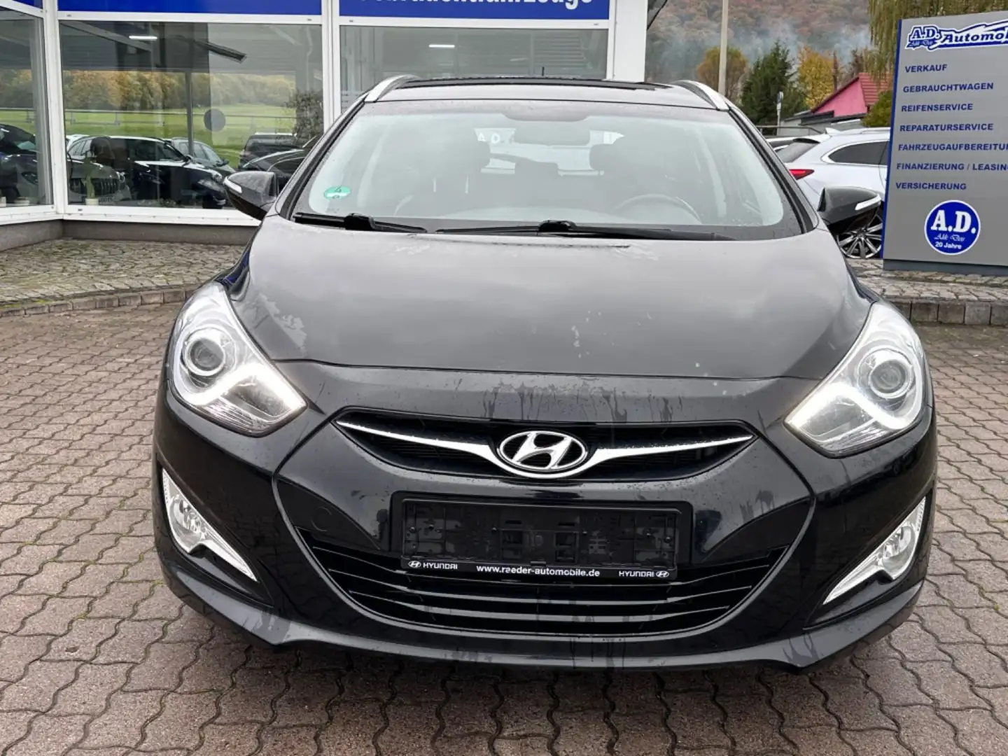 Hyundai i40 cw FIFA World Cup Edition Schwarz - 2