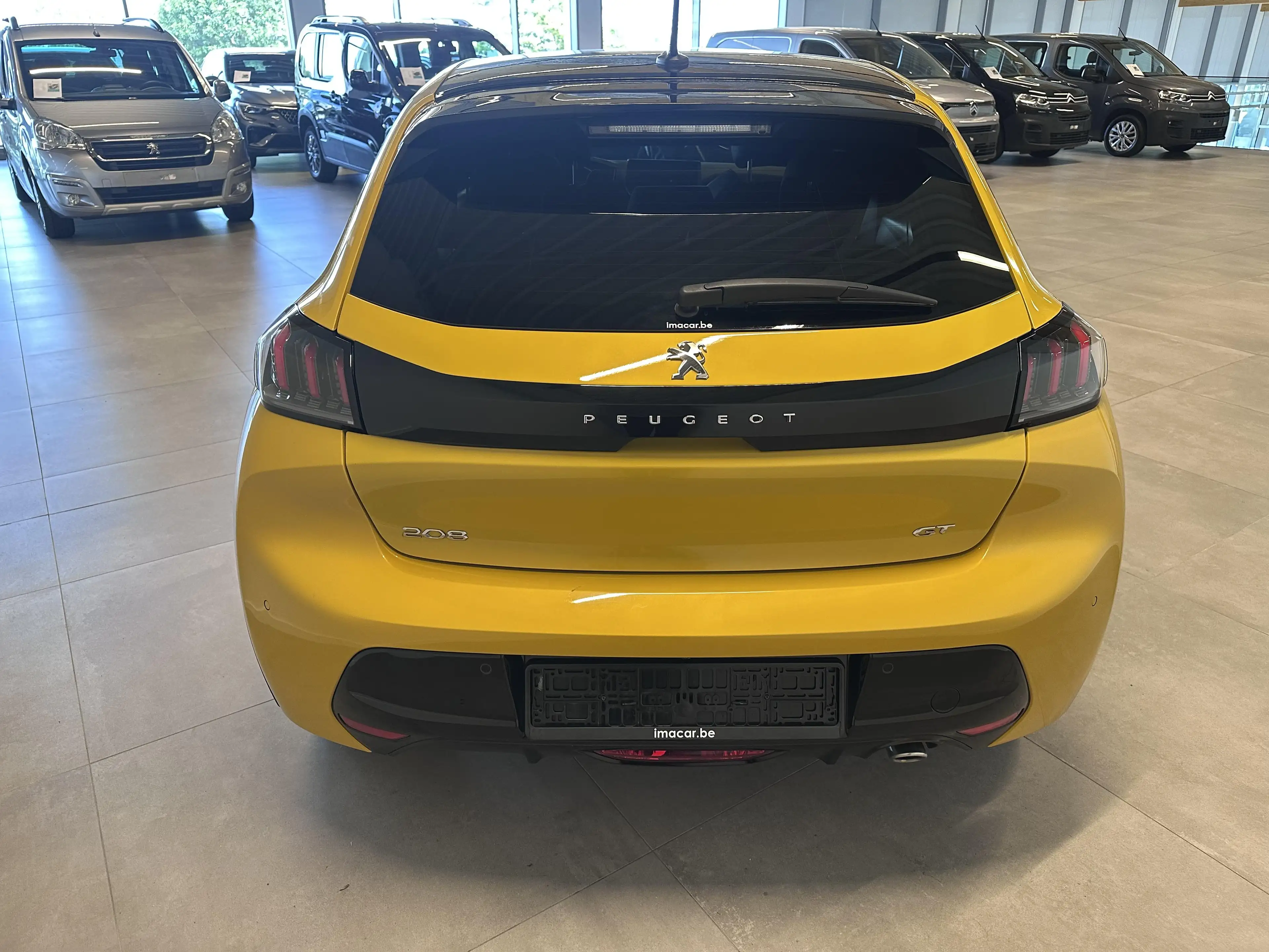 Peugeot 208 GT 1.2 BENZINE 100 PK MAN 6 — photo 21