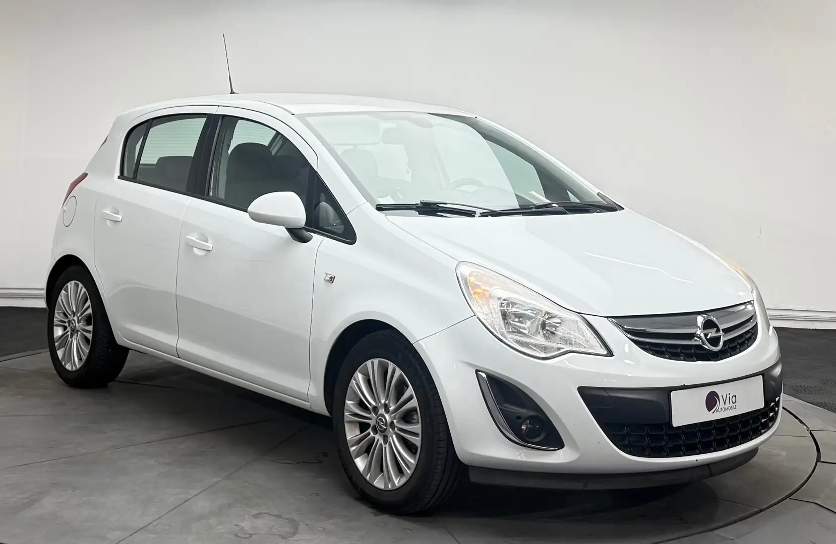 Opel Corsa 1.4 Turbo - 120 ch Twinport Blanc - 2