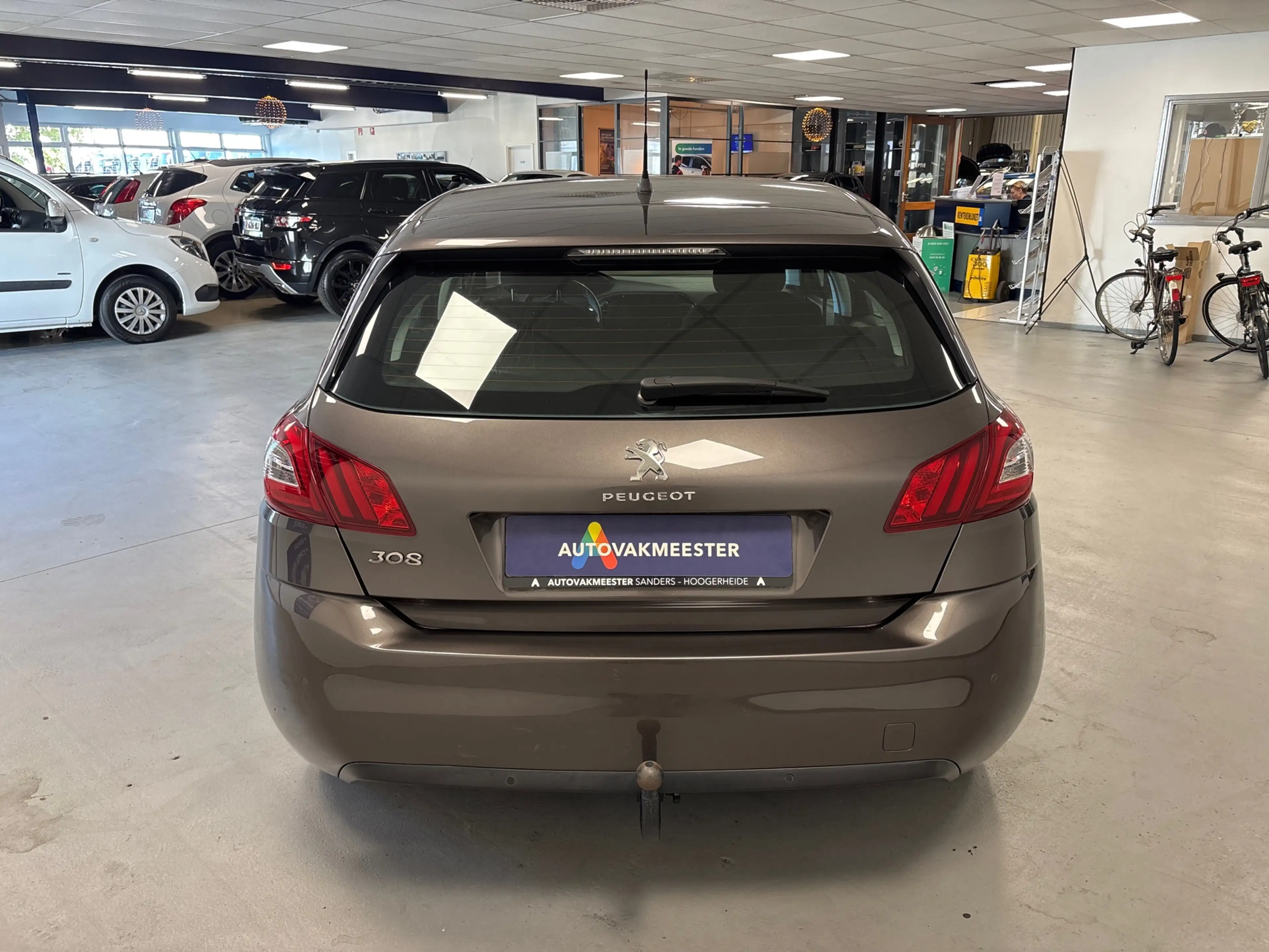 Peugeot 308 1.6 THP Active — photo 5