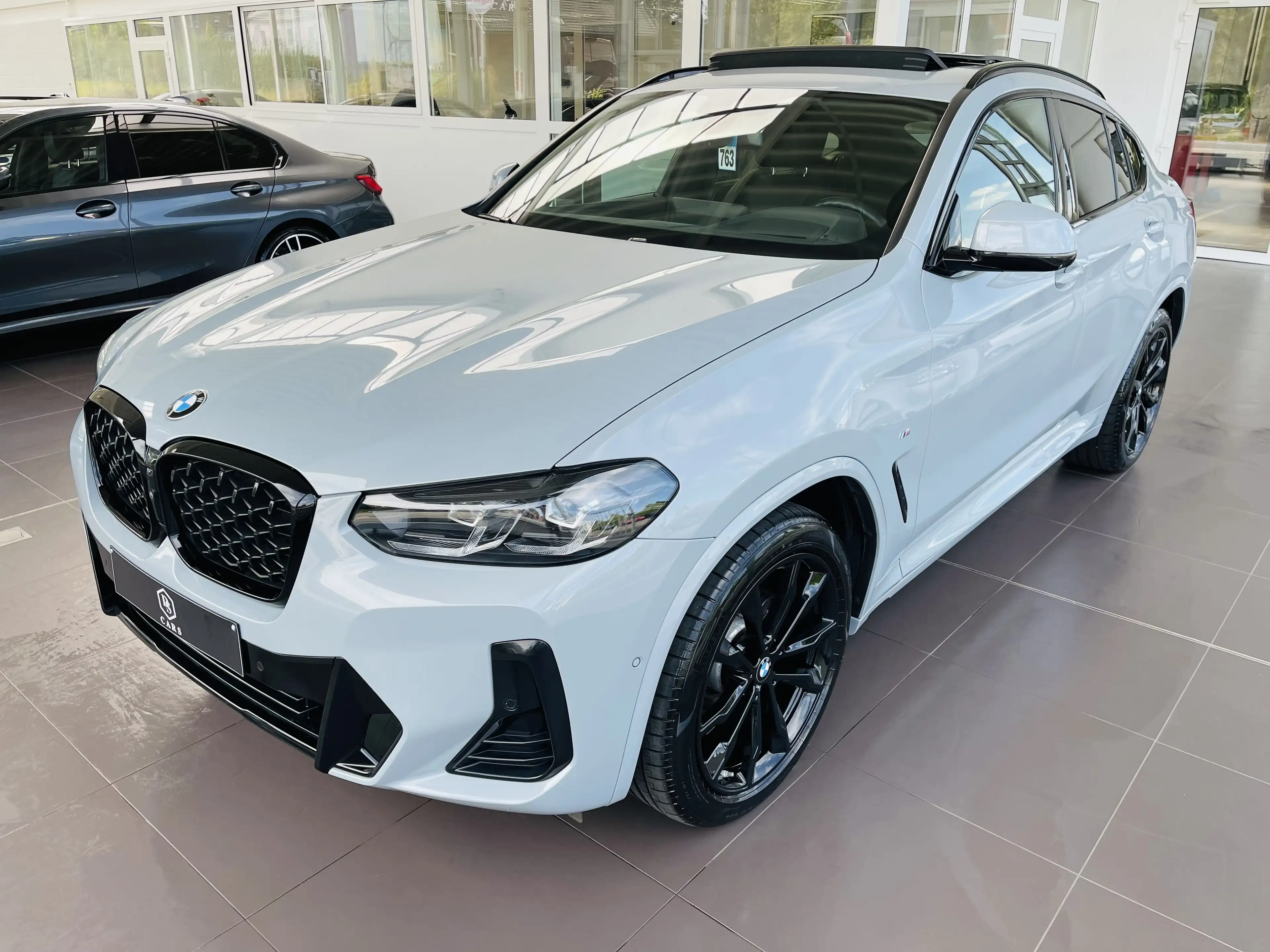 BMW X4 2.0 dA xDrive20 *** GARANTIE + PACK M + TOIT PANO + LED + GPS PRO *** — photo 2