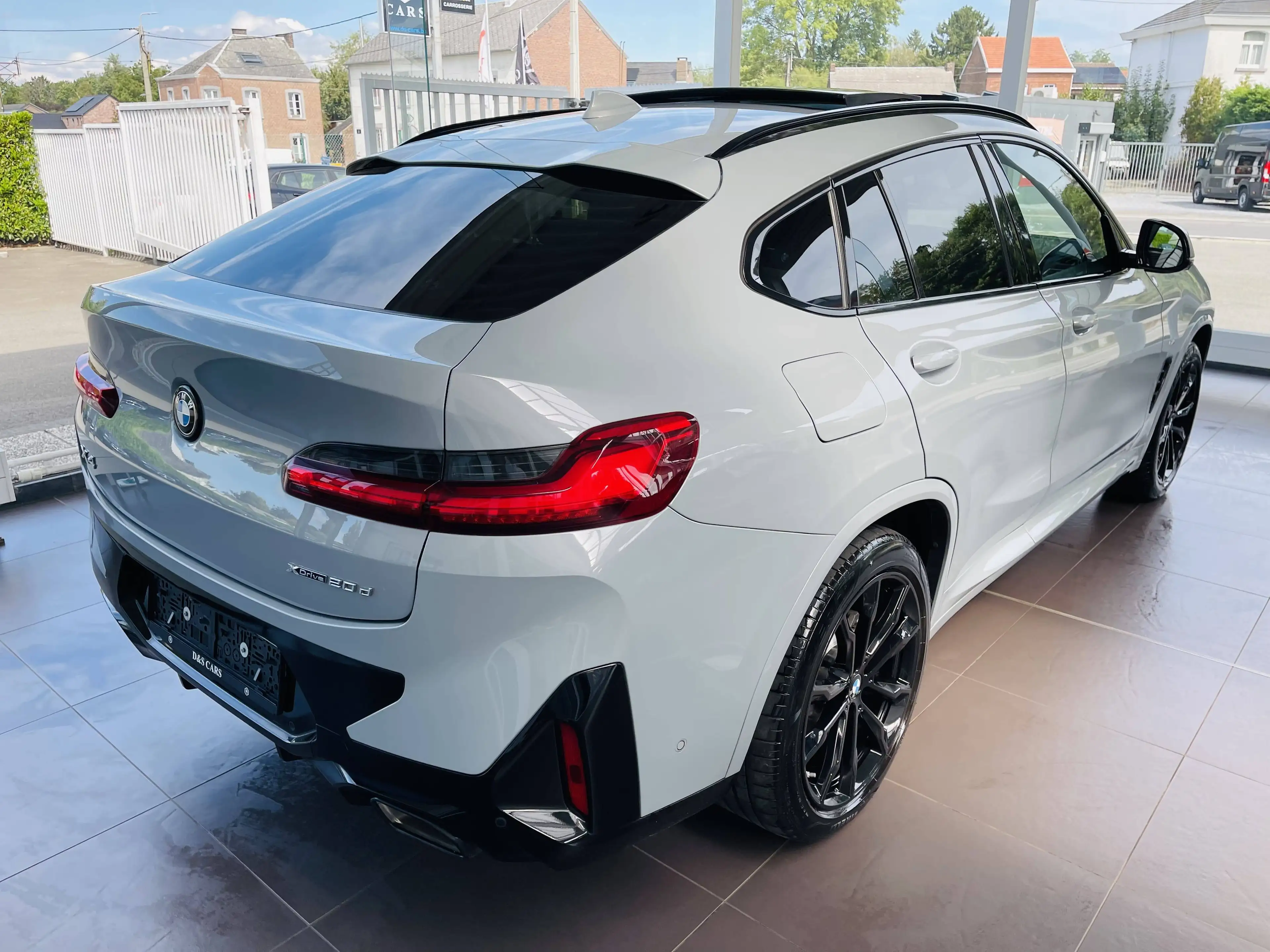 BMW X4 2.0 dA xDrive20 *** GARANTIE + PACK M + TOIT PANO + LED + GPS PRO *** — photo 6