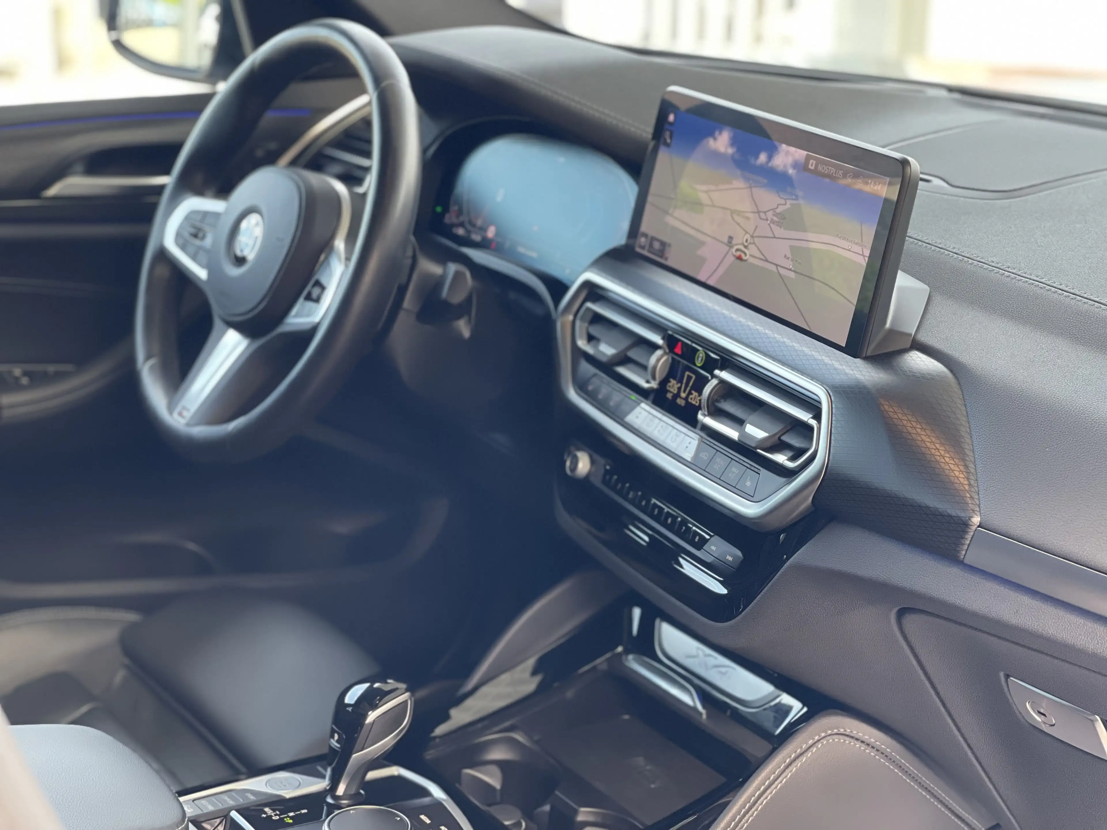 BMW X4 2.0 dA xDrive20 *** GARANTIE + PACK M + TOIT PANO + LED + GPS PRO *** — photo 13