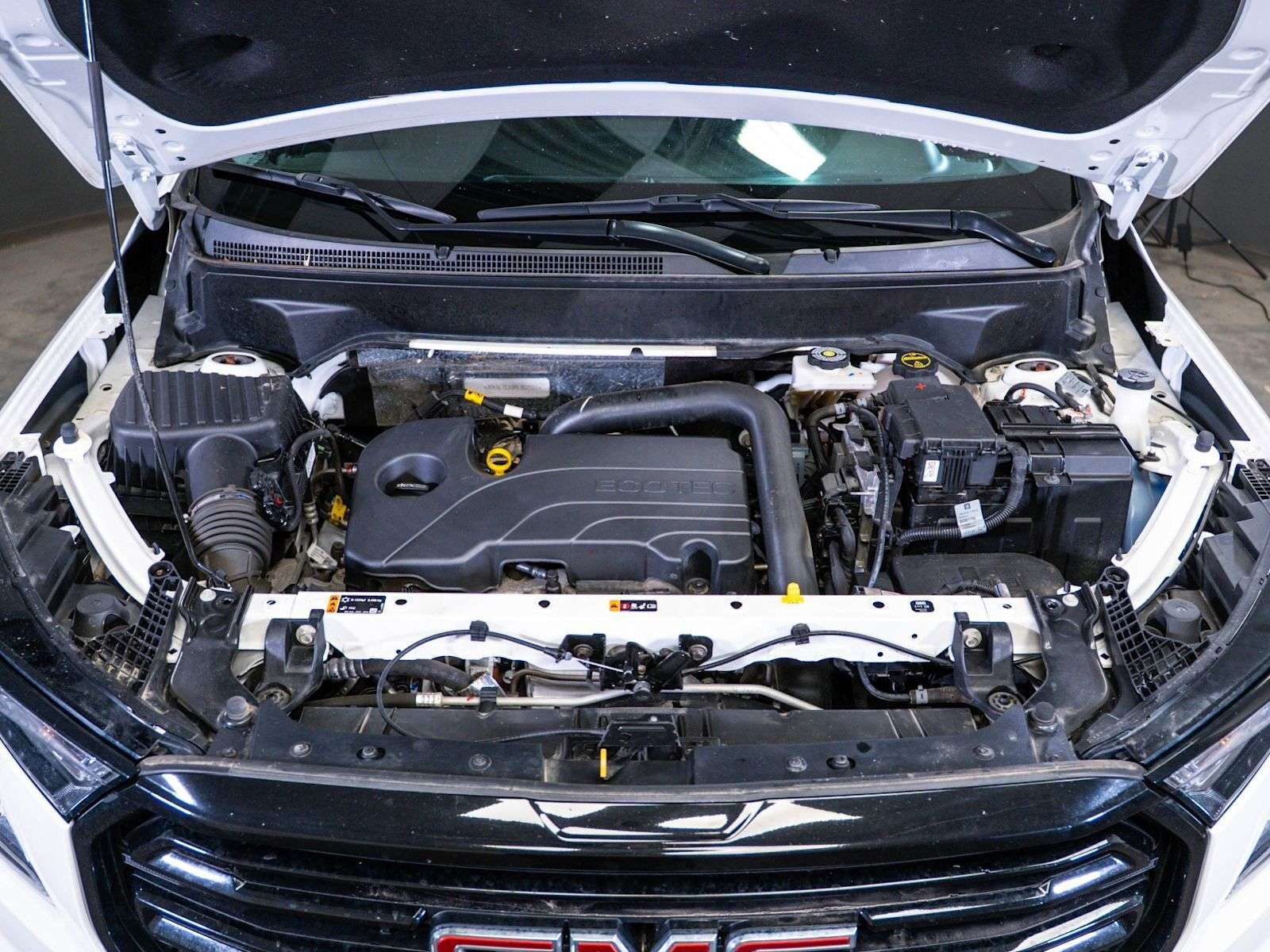 2024 GMC Terrain SLE *NO ACCIDENTS, AWD, LOCAL VEHICLE* — снимка 1