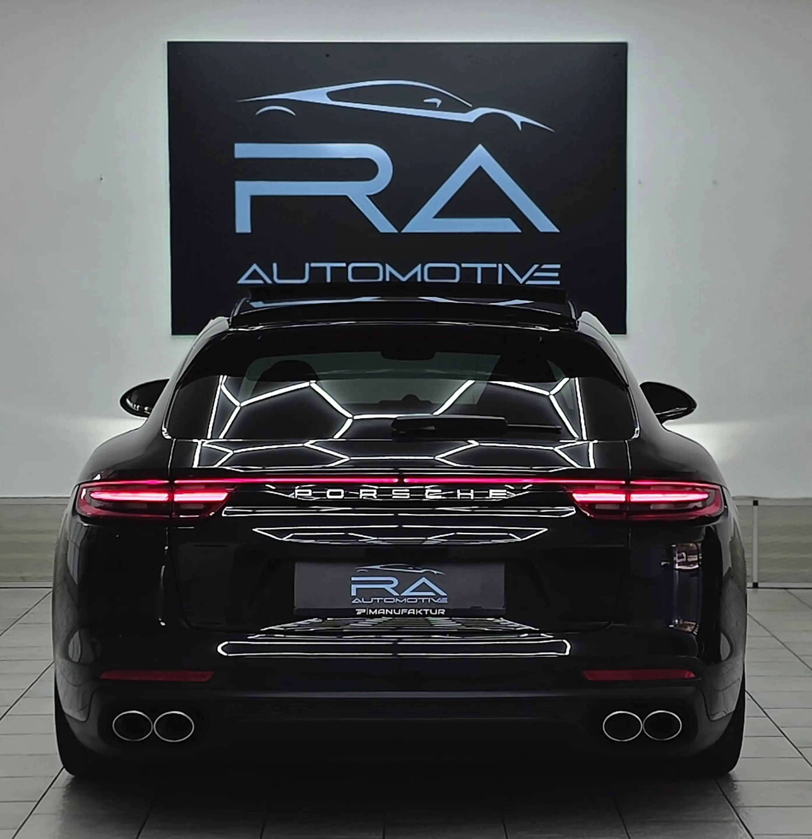 Porsche Panamera 4 E-Hybrid PHEV Sport Turismo Aut. — photo 7