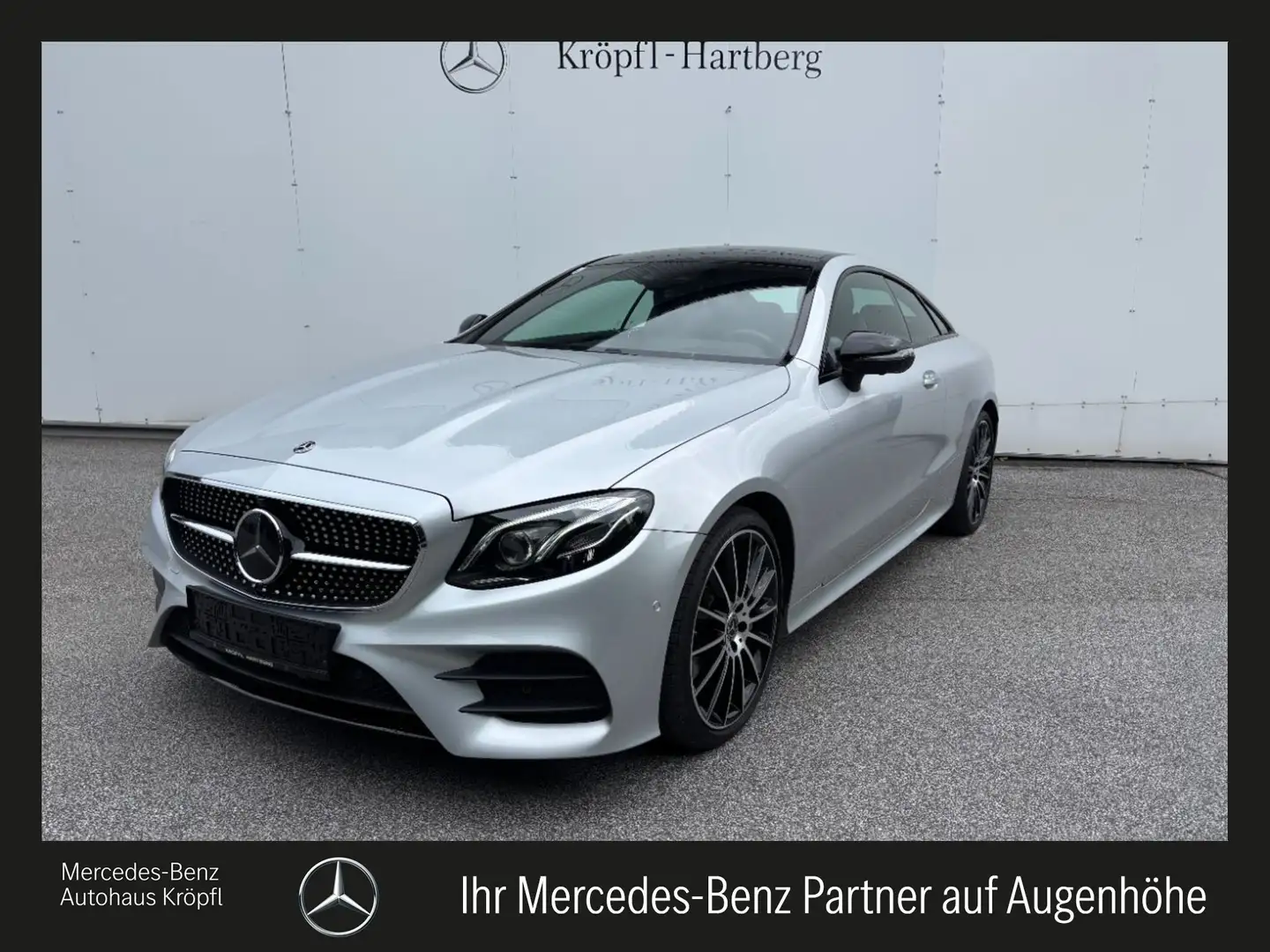 Mercedes-Benz E 400 4MATIC Coupé KeyGo FAP eHeck LED Sitzklima Silber - 1