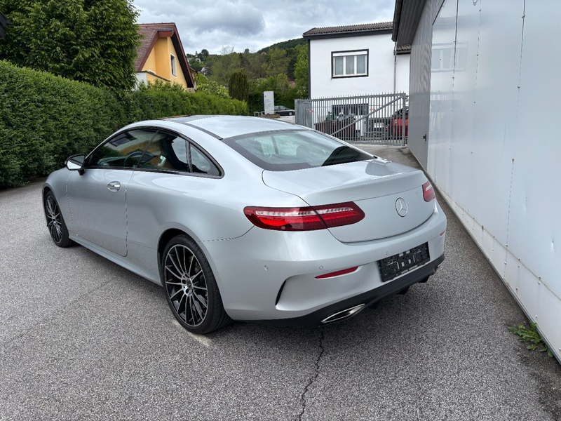 Mercedes-Benz E 400 4MATIC Coupé KeyGo FAP eHeck LED Sitzklima — photo 5