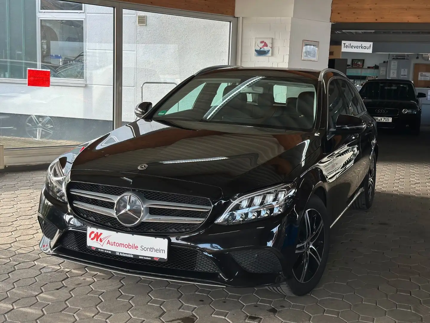 Mercedes-Benz C 200 T d 9G Avantgarde*Temp*PDC*SHZ*Nav*LED Noir - 1
