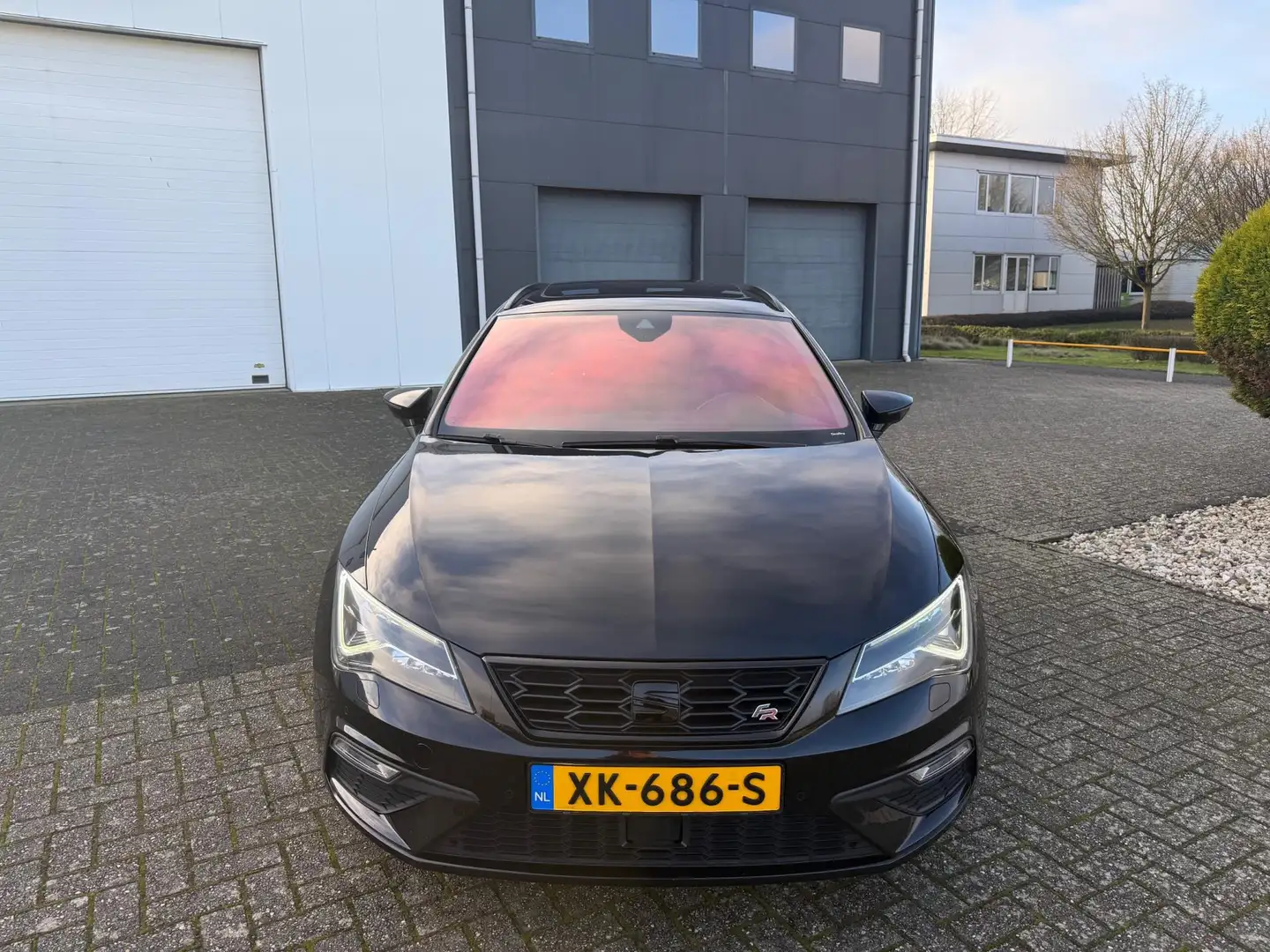 SEAT Leon ST 1.5 TSI FR Business Intense 2019 Atomaat/Pano Schwarz - 2