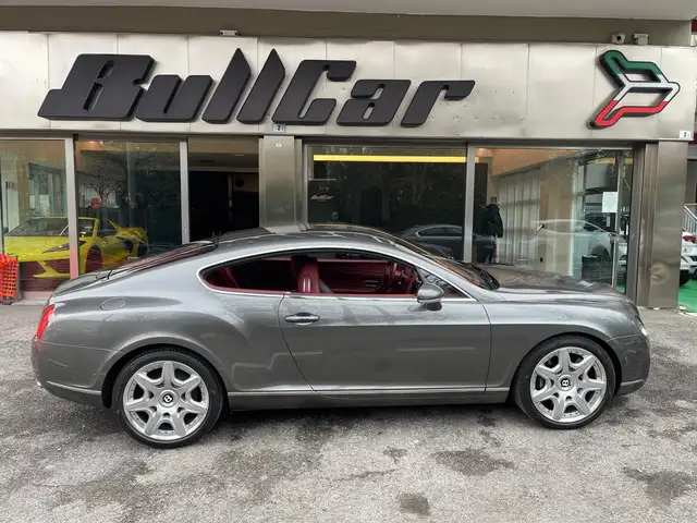 Bentley Continental GT 12 cilindri - Mulliner - freni carbo ceramici