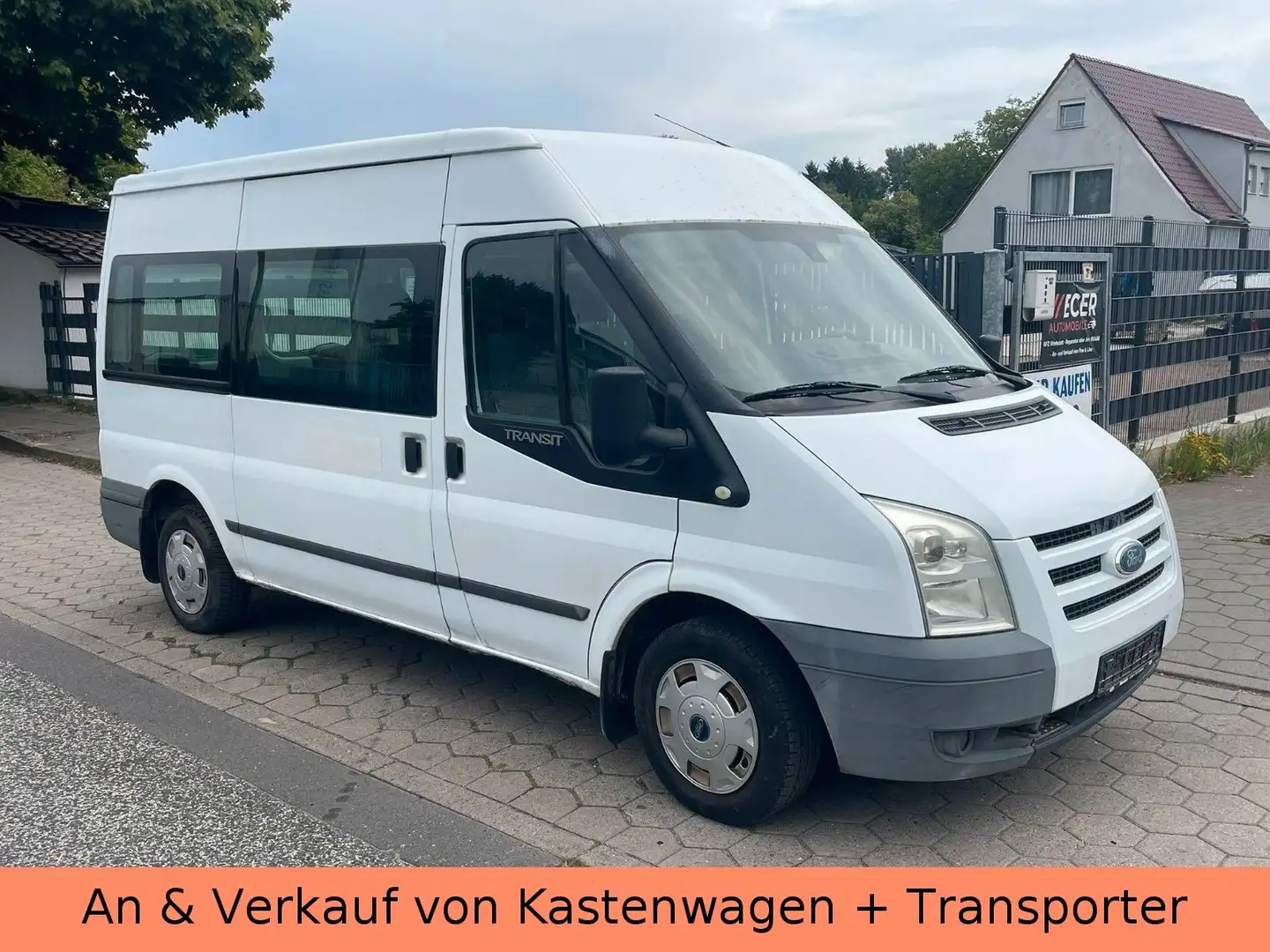 Ford Transit Kombi FT 300 M Trend *6-SITZER*KLIMA*TÜV White - 1