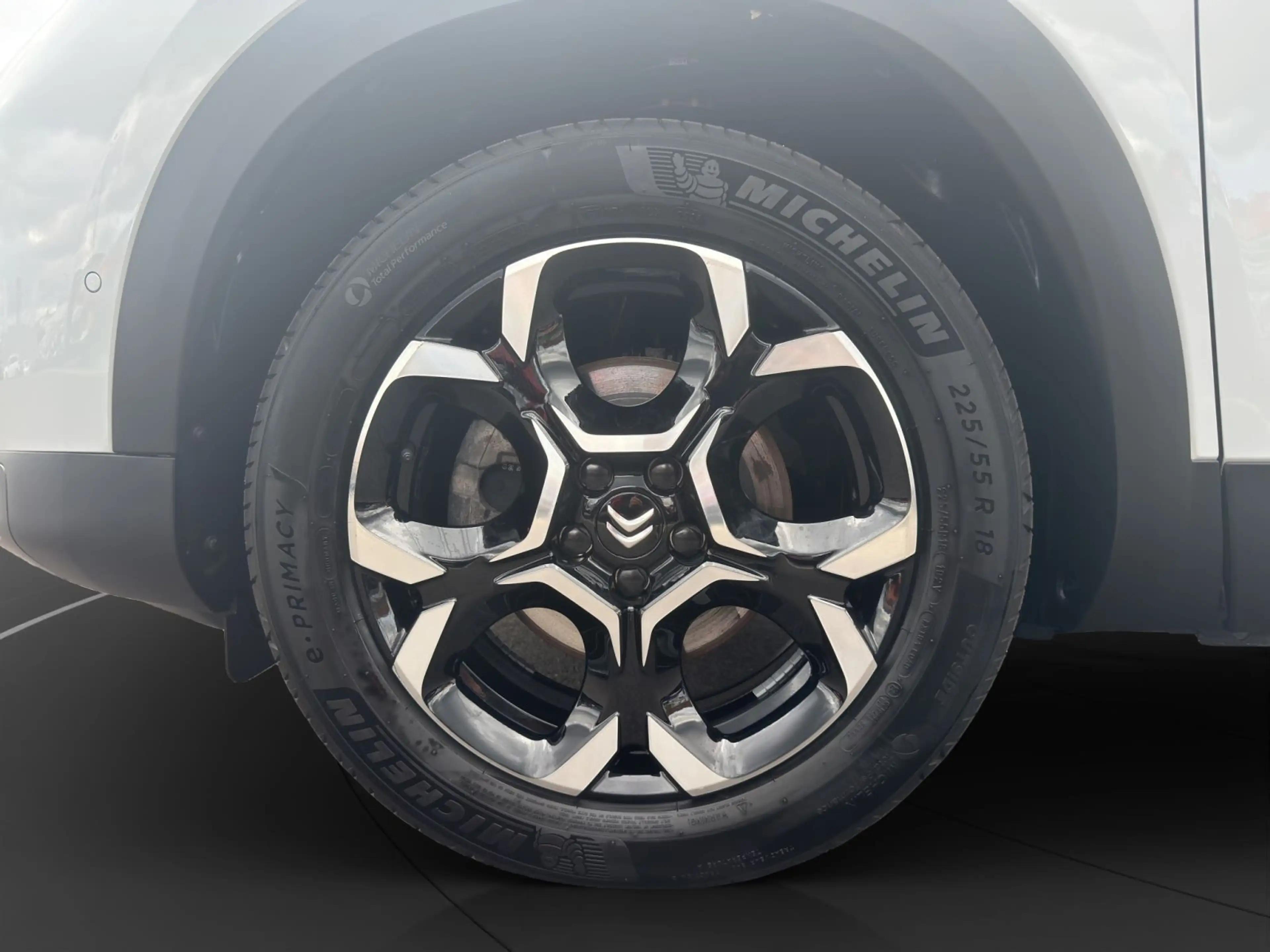 Citroen C5 Aircross Max MHEV 136 Kamera Navi ACC PDC SHZ — photo 11