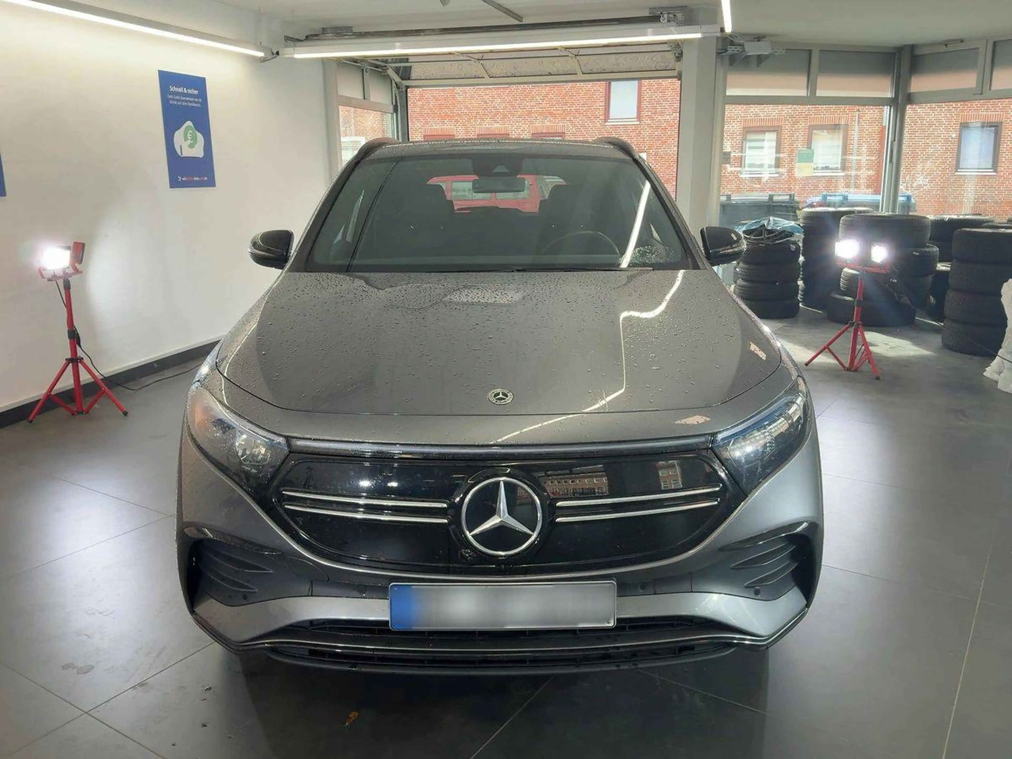 Mercedes-Benz EQA 300 EQA 300 4Matic (243.708) — photo 5