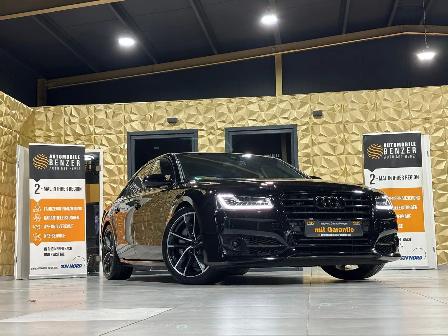 Audi S8 4.0 TFSI quattro plus/CERAMIC/NACHTSICHT/LED Schwarz - 1