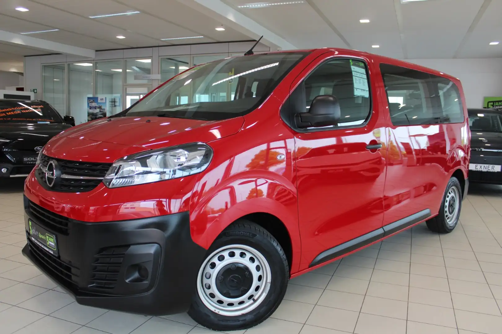 Opel Vivaro Kombi 1.5D L1 9 Sitze, 5 Jahre Garantie Rot - 2